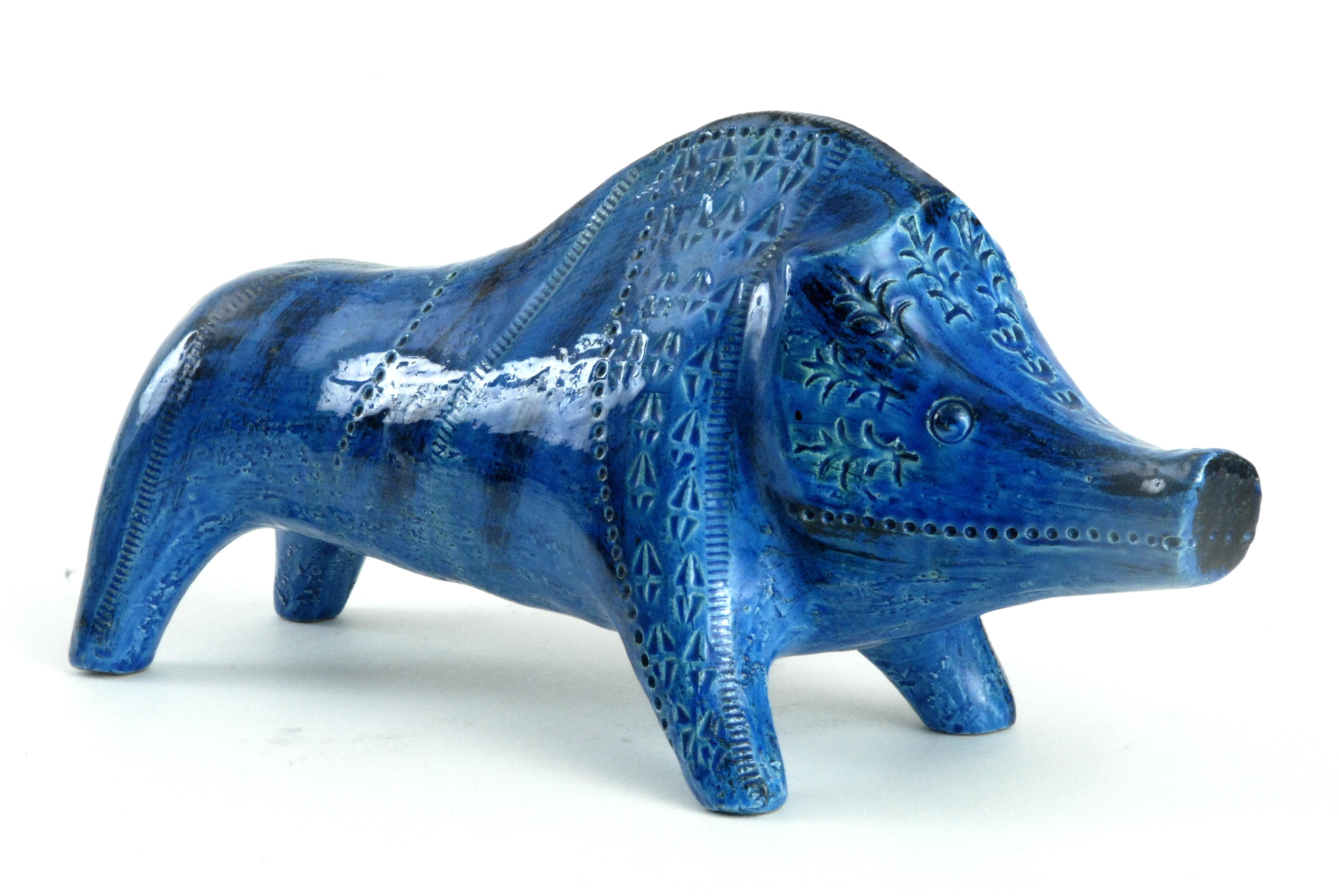 An Aldo Londi designed 'Rimini Blue' pattern boar of large size.