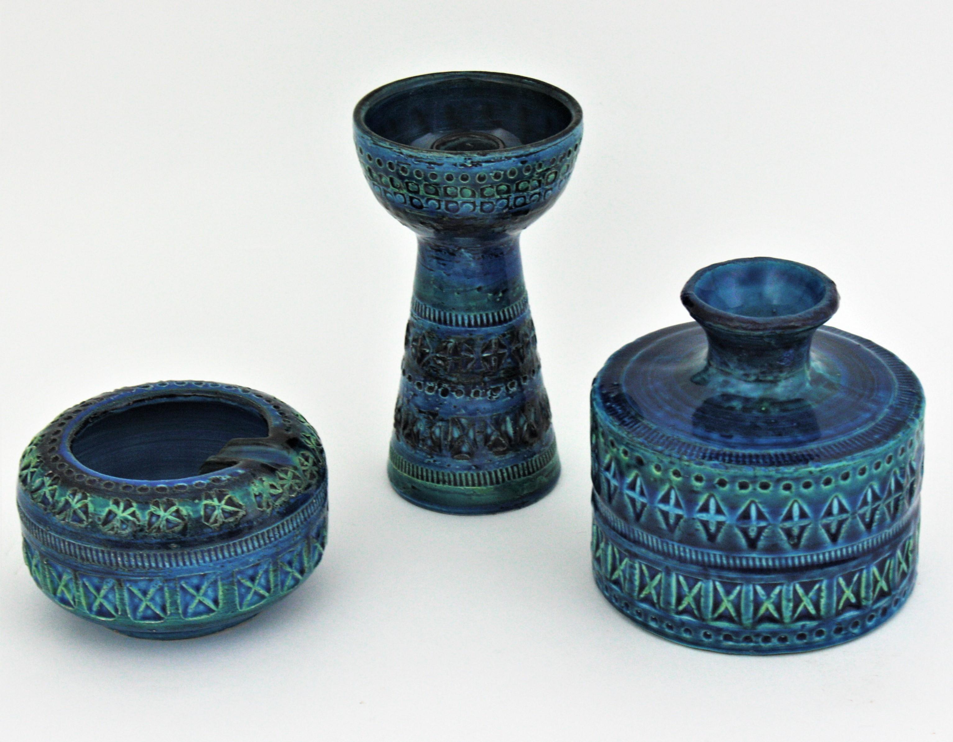 Ensemble de vase, cendrier et bougeoir en céramique bleue Bitossi Aldo Londi pour Rimini en vente 7