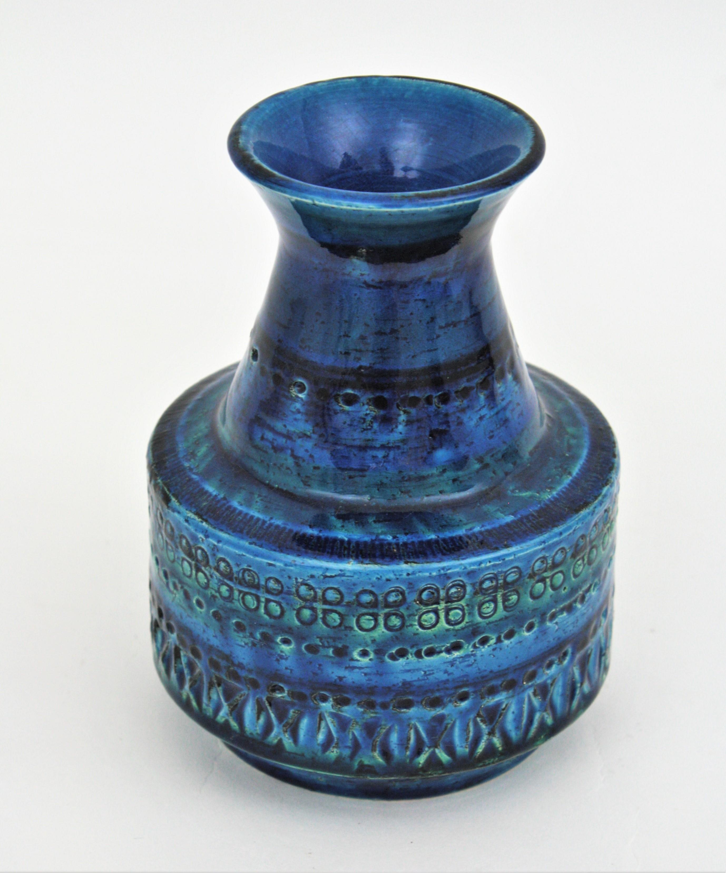 Mid-Century Modern Bitossi Aldo Londi Rimini Blue Glazed Ceramic Conic Vase, 1960s