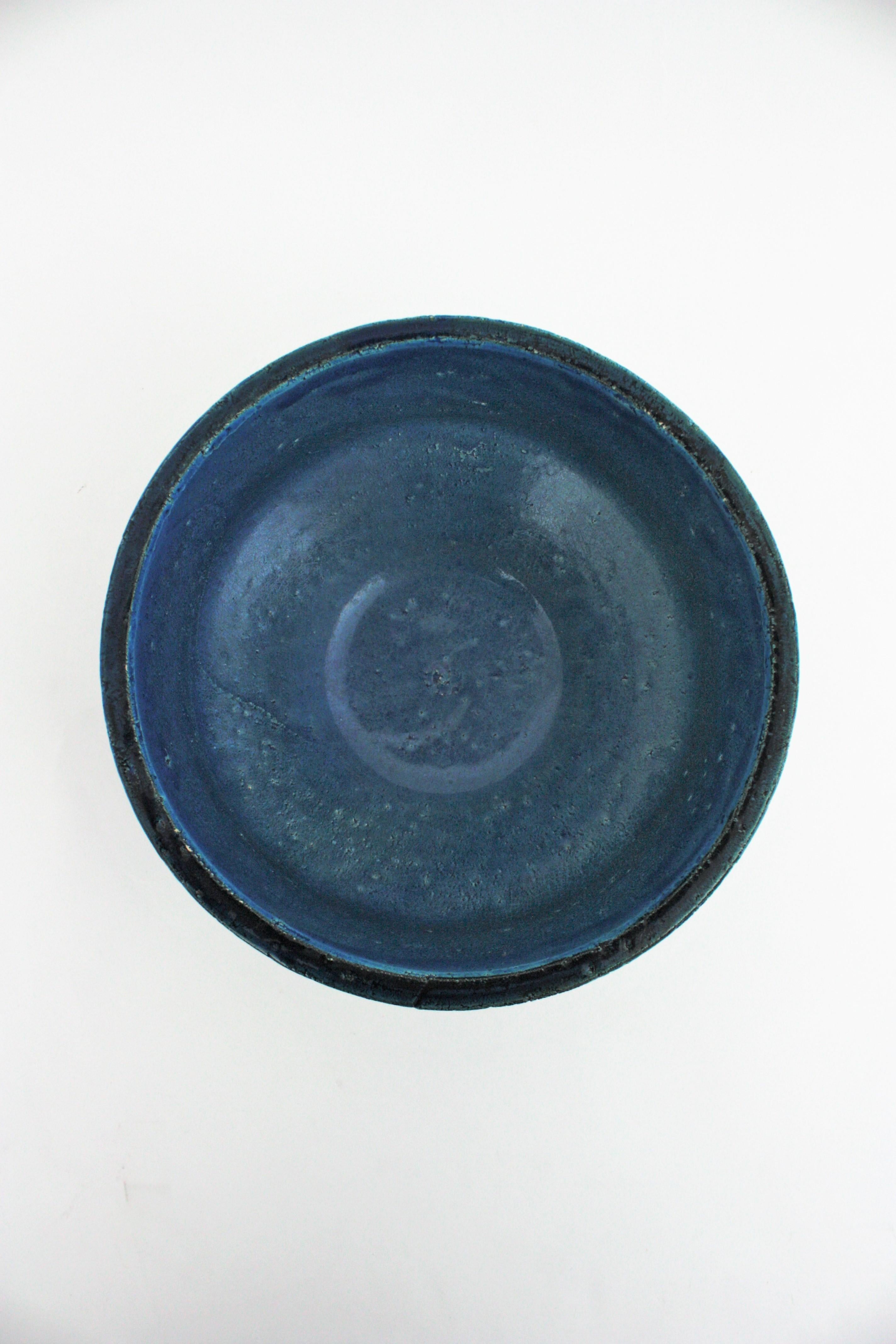 Aldo Londi Bitossi Rimini Blu Glazed Ceramic Footed Centerpiece Bowl, 1950s For Sale 1