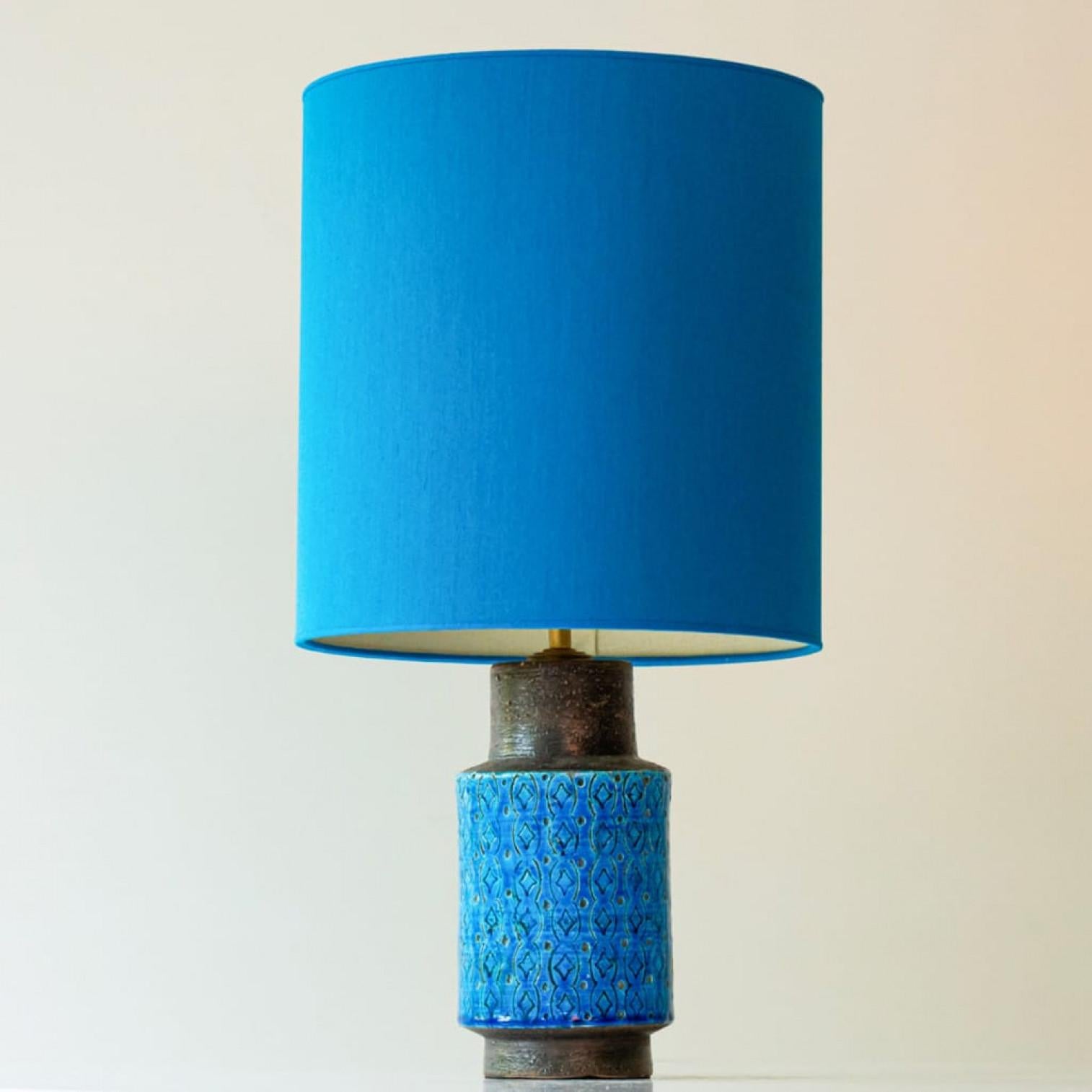 Late 20th Century Bitossi Aqua and Brown Ceramic Table Lamp, Blue Silk Lampshade by R. Houben For Sale
