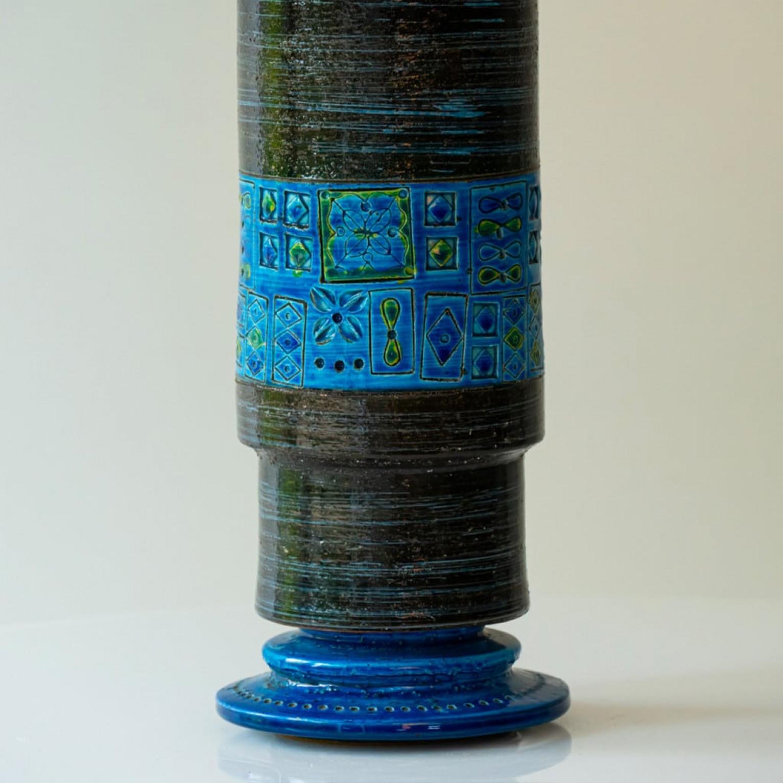 Français Bitossi Aqua Green Black Ceramic Table Lamp, Blue Silk Lampshade by R. Houben en vente