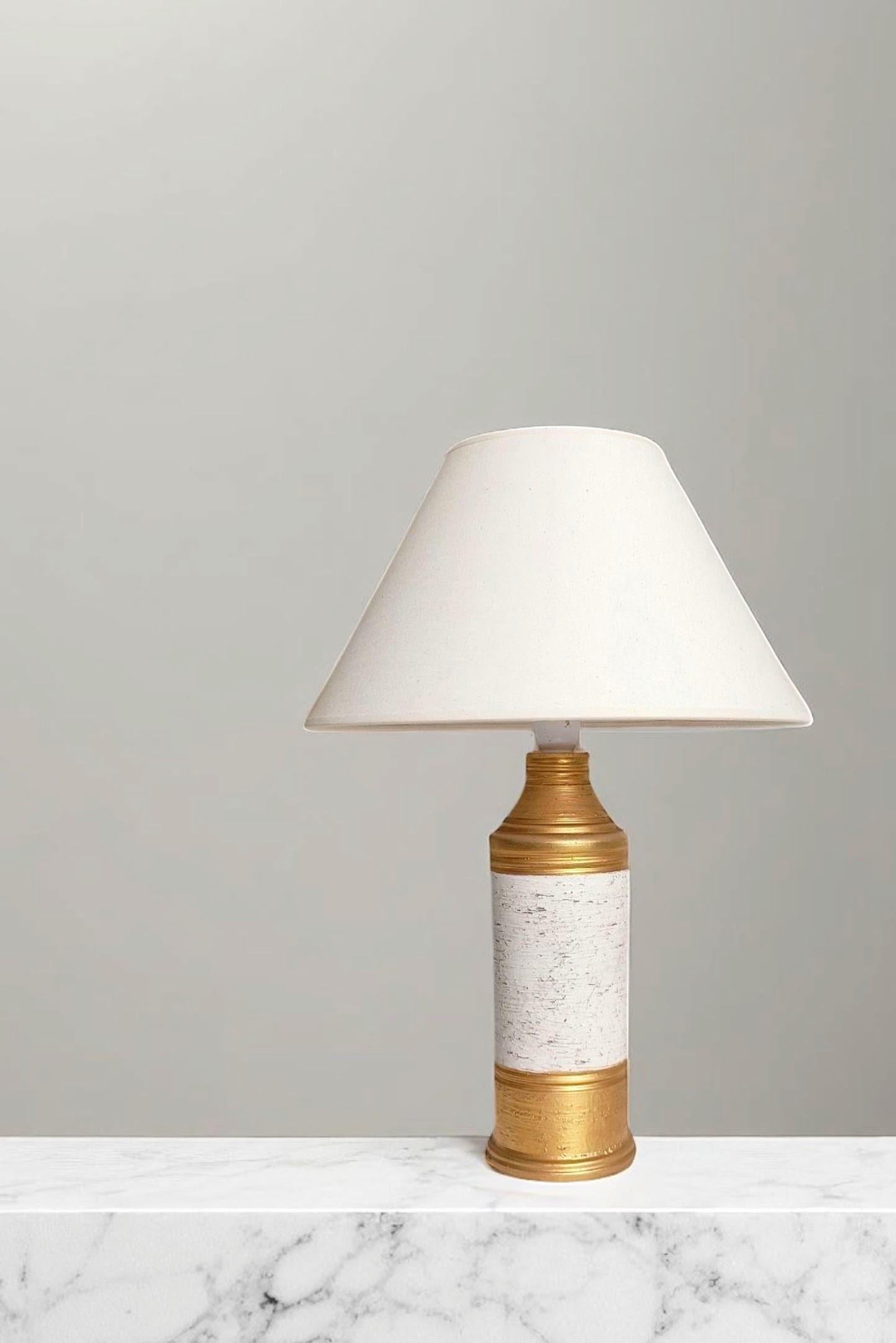Bitossi by Aldo Londi Gold/ Cream Ceramic Table Lamp, Signed, Italy, 1970s For Sale 4