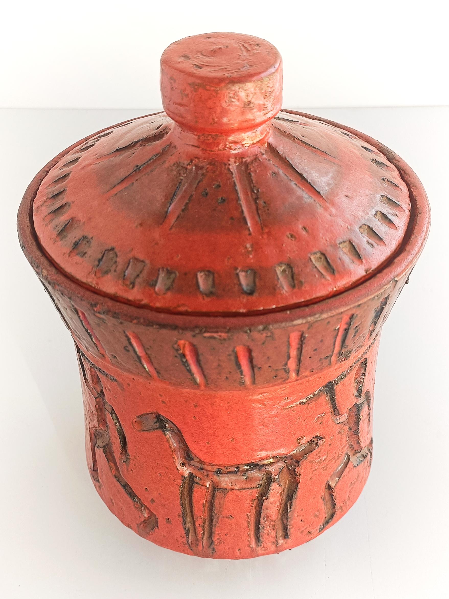 Bitossi by Aldo Londi Primitivist Red Glazing Ceramic Jar, Italy, 1960s In Excellent Condition In Valencia, VC