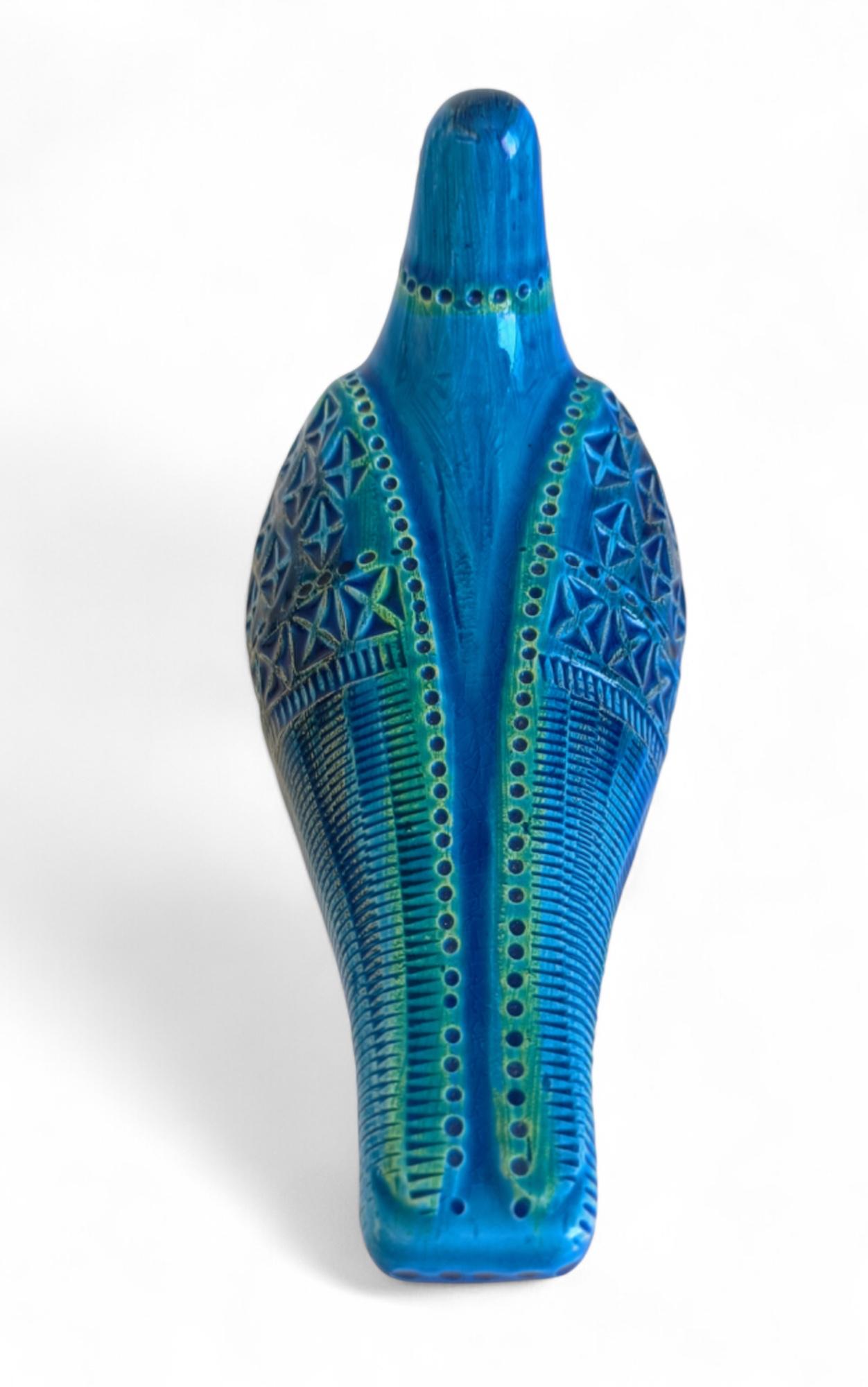 Milieu du XXe siècle Grande sculpture de colombe en céramique bleue de Bitossi by Aldo Londi Rimini, Italie c.1950s en vente