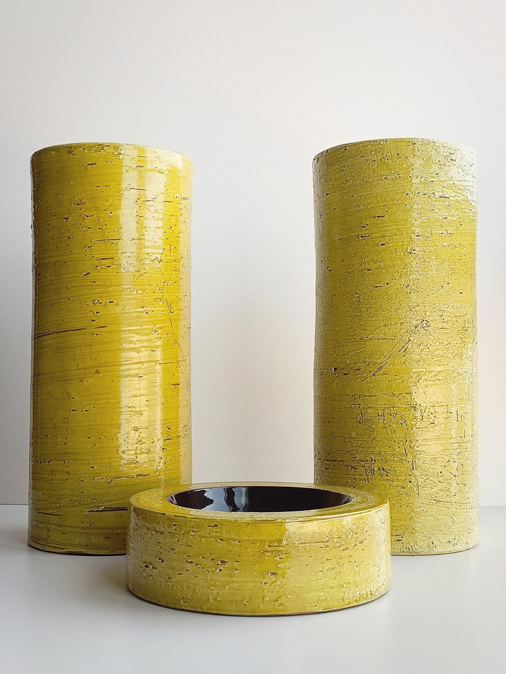 Mid-Century Modern Vintage Bitossi Aldo Londi Brutalist Set of Yellow Vases and Dish, Italian 1960 For Sale