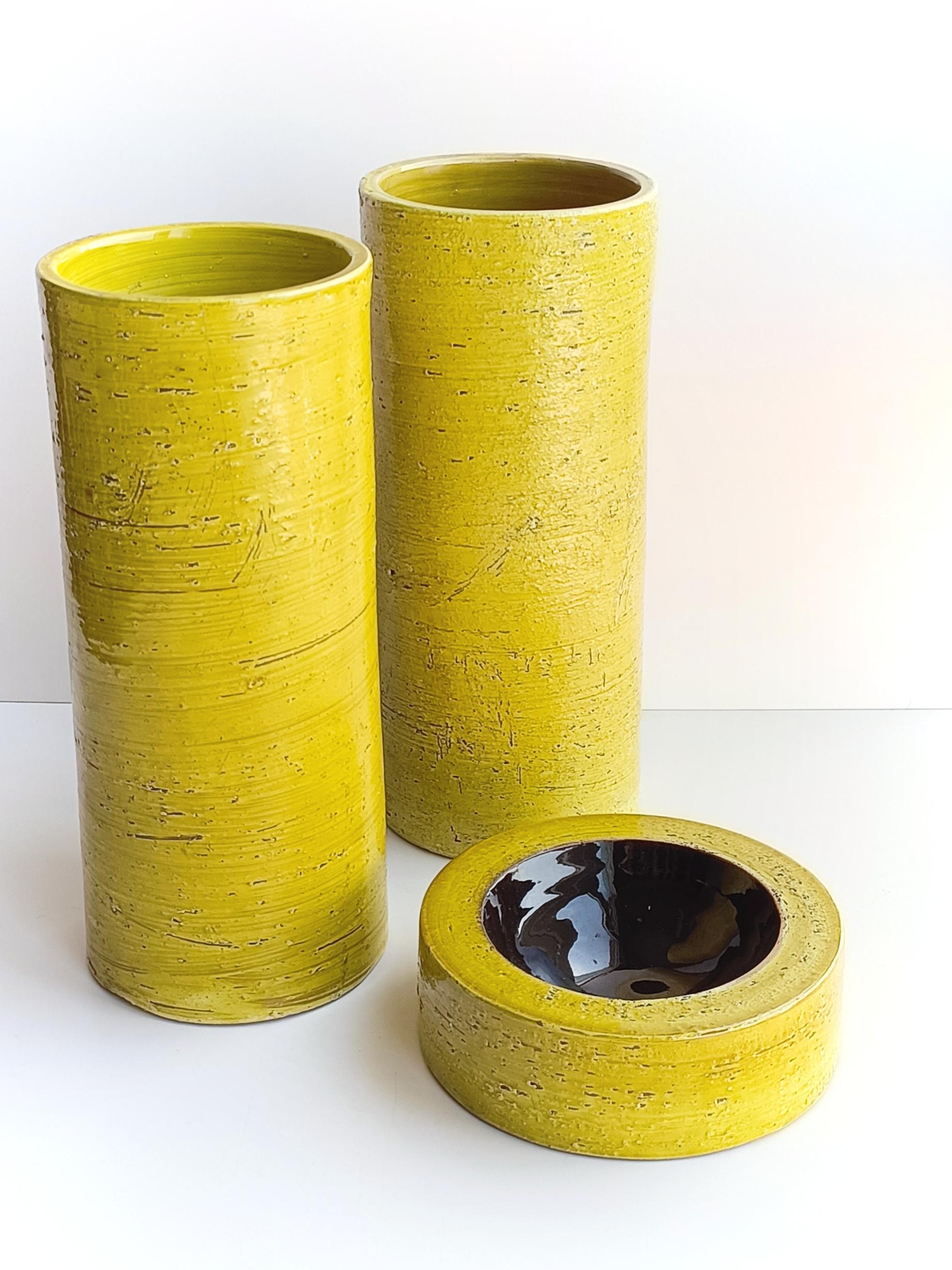 Vintage Bitossi Aldo Londi Brutalist Set of Yellow Vases and Dish, Italian 1960 For Sale 1
