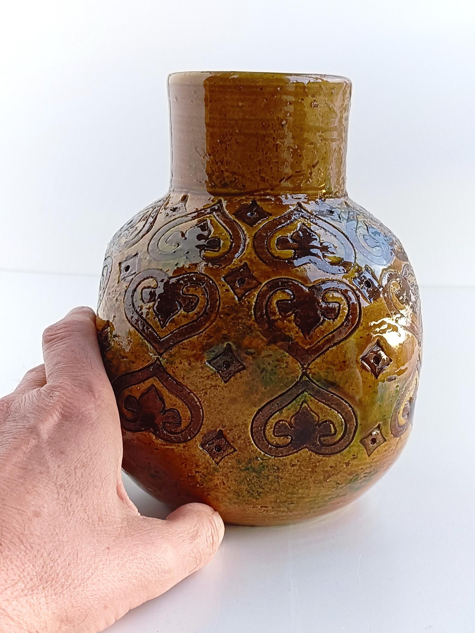 Mid-Century Modern Bitossi by Aldo Londi Spagnolo Decor Ceramic Vase, Italy, 1960s