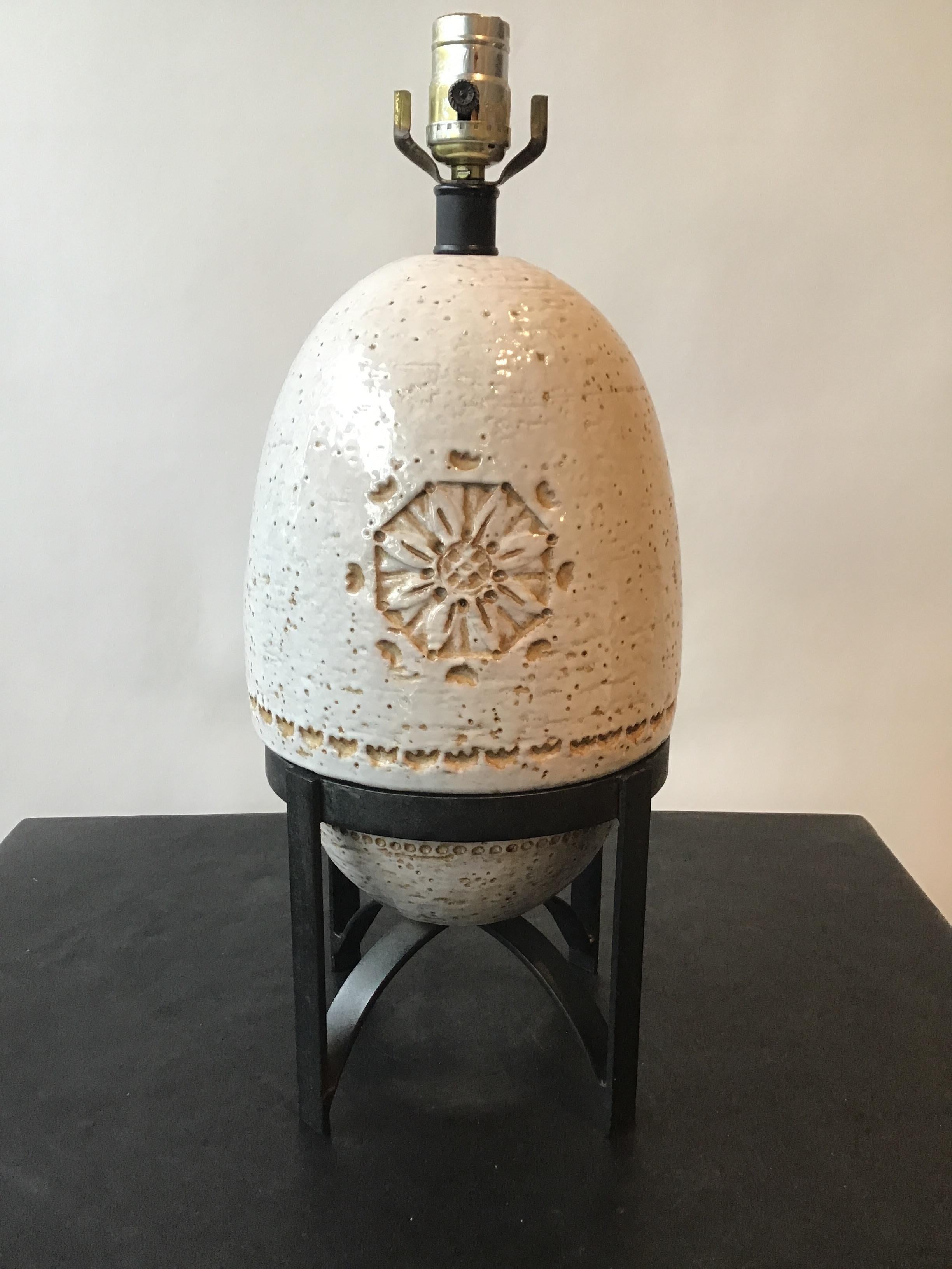 Bitossi ceramic lamp on iron base.
