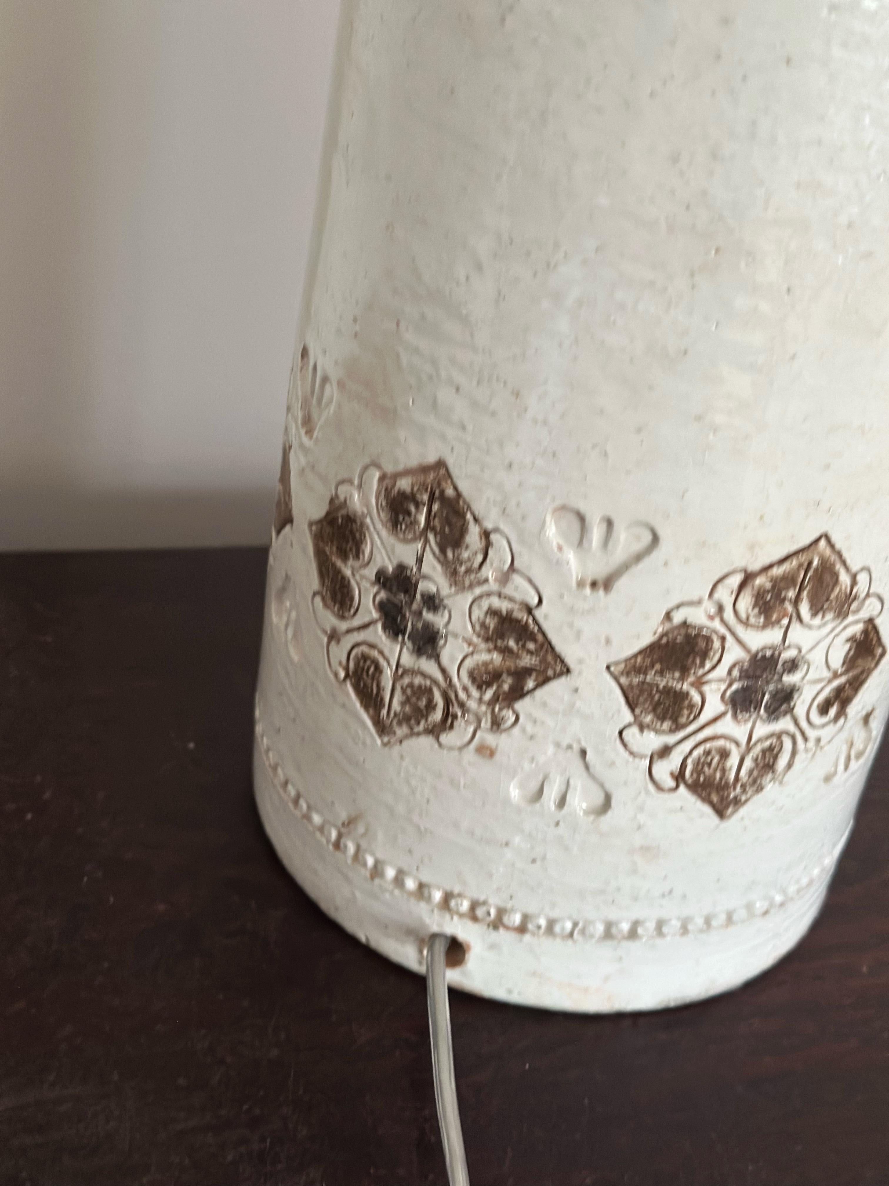 Lampe de table en céramique Bitossi par Aldo Londi Heart Decor en crème et marron. 1970s. en vente 3