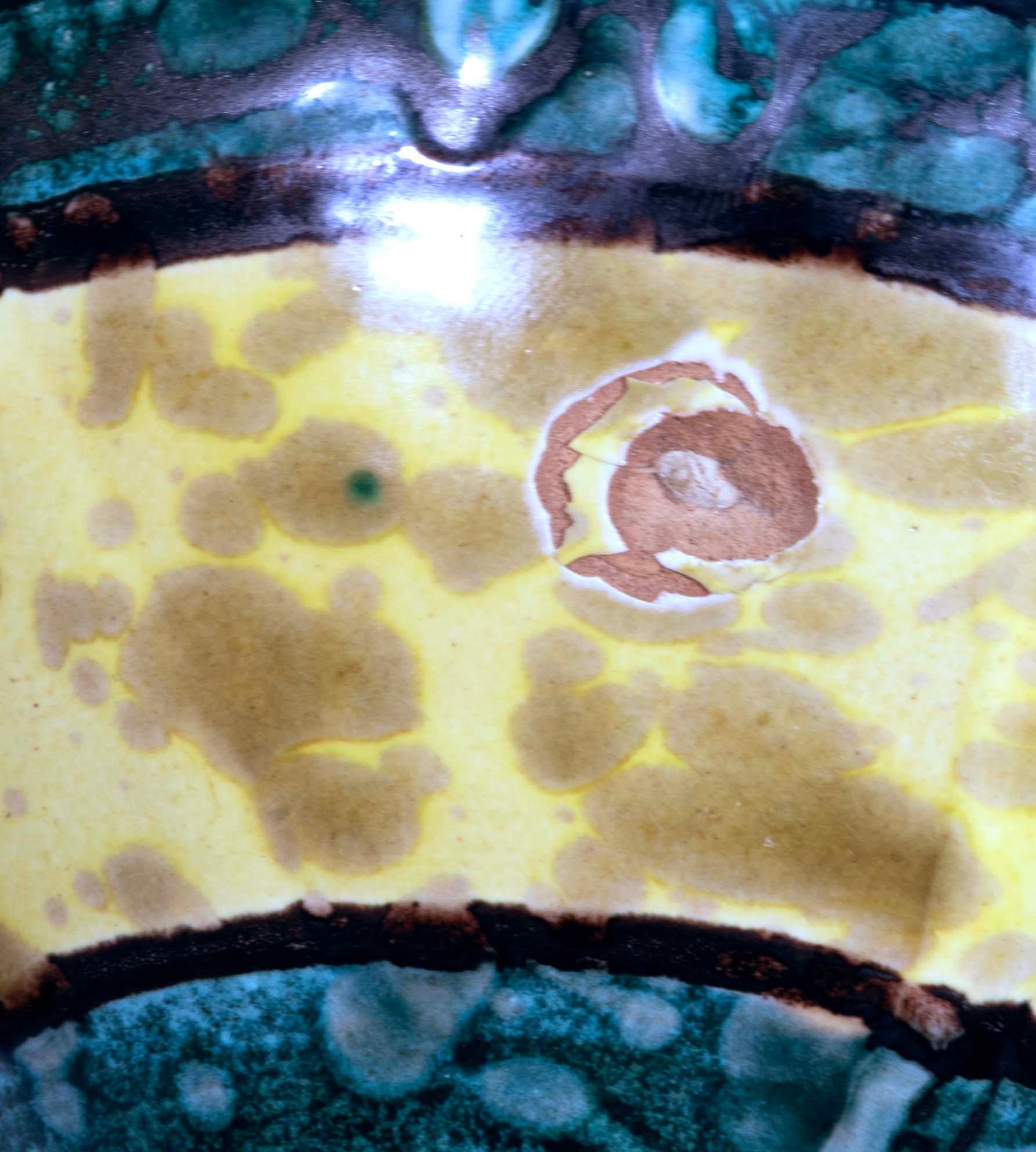 Bitossi Ceramic Trinket Box and Vase with Abstract Fish Pattern Made in Italy For Sale 9