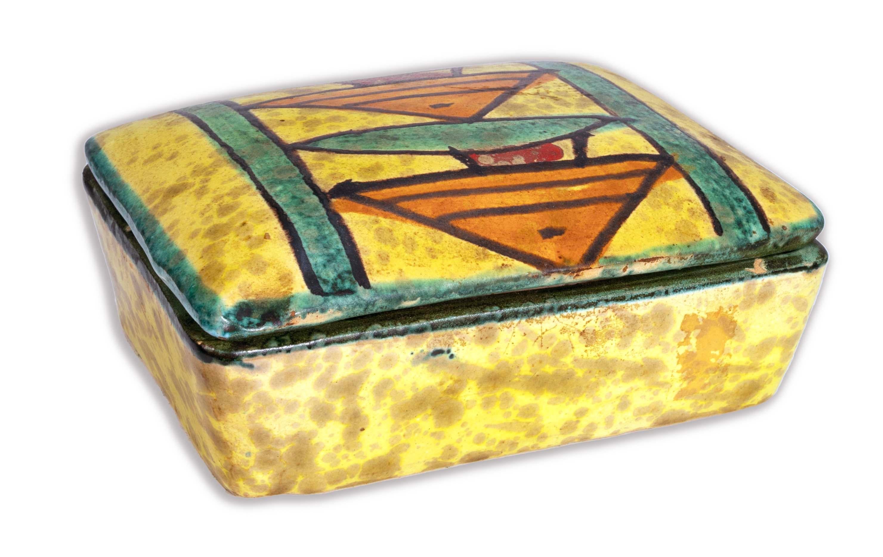 20th Century Bitossi Ceramic Trinket Box and Vase with Abstract Fish Pattern Made in Italy For Sale