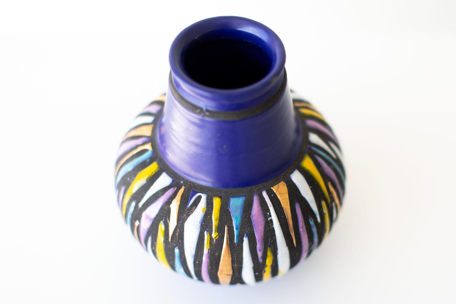 Bitossi Colorful Striped Vase In Good Condition In Oak Harbor, OH
