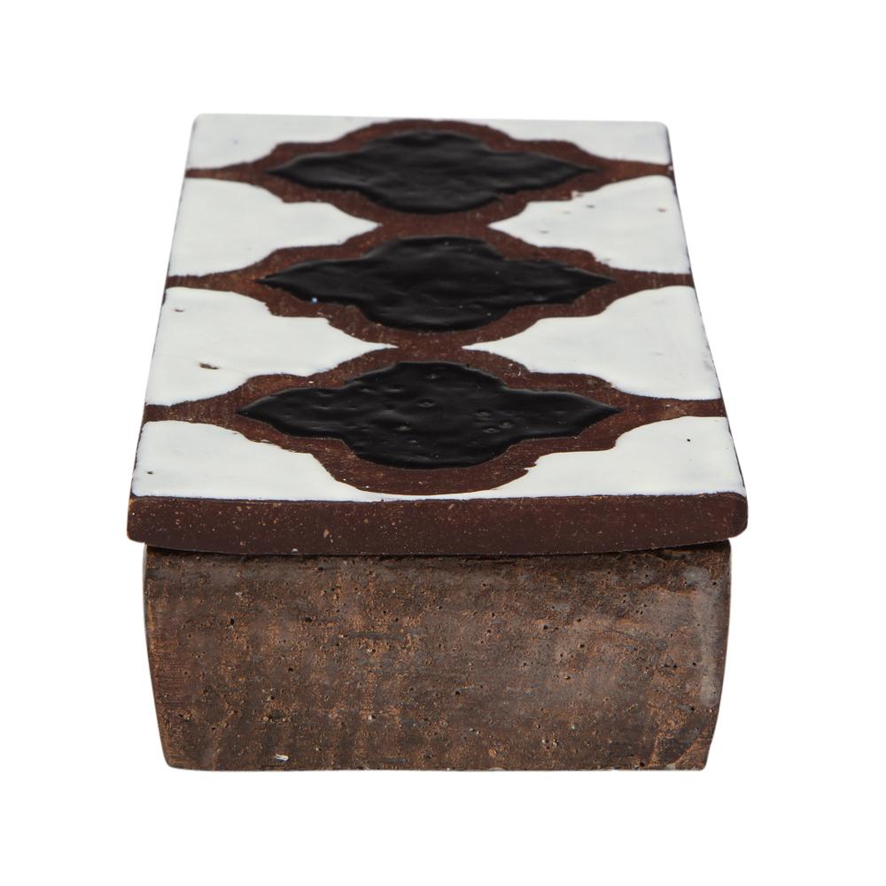 Bitossi for Raymor Box, Ceramic, White, Black, and Brown, Signed In Good Condition For Sale In New York, NY