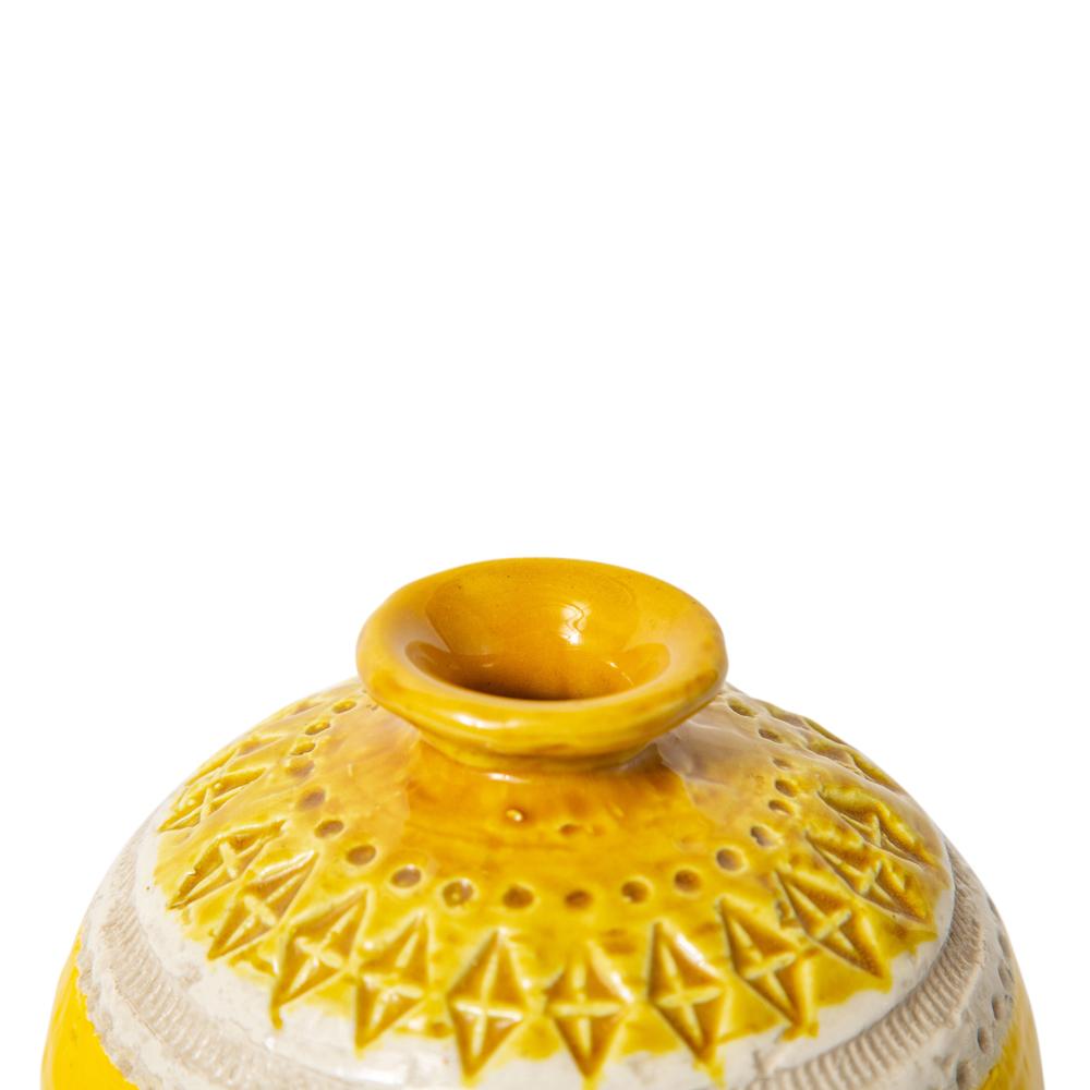 Bitossi for Rosenthal Netter Vase, Ceramic, Yellow, White, Geometric In Good Condition In New York, NY