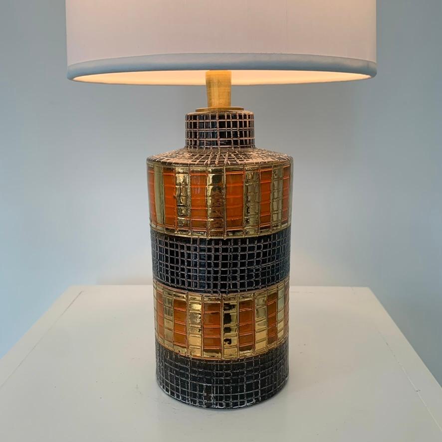italien Lampe de table en céramique or et orange de Bitossi, vers 1970, Italie. en vente