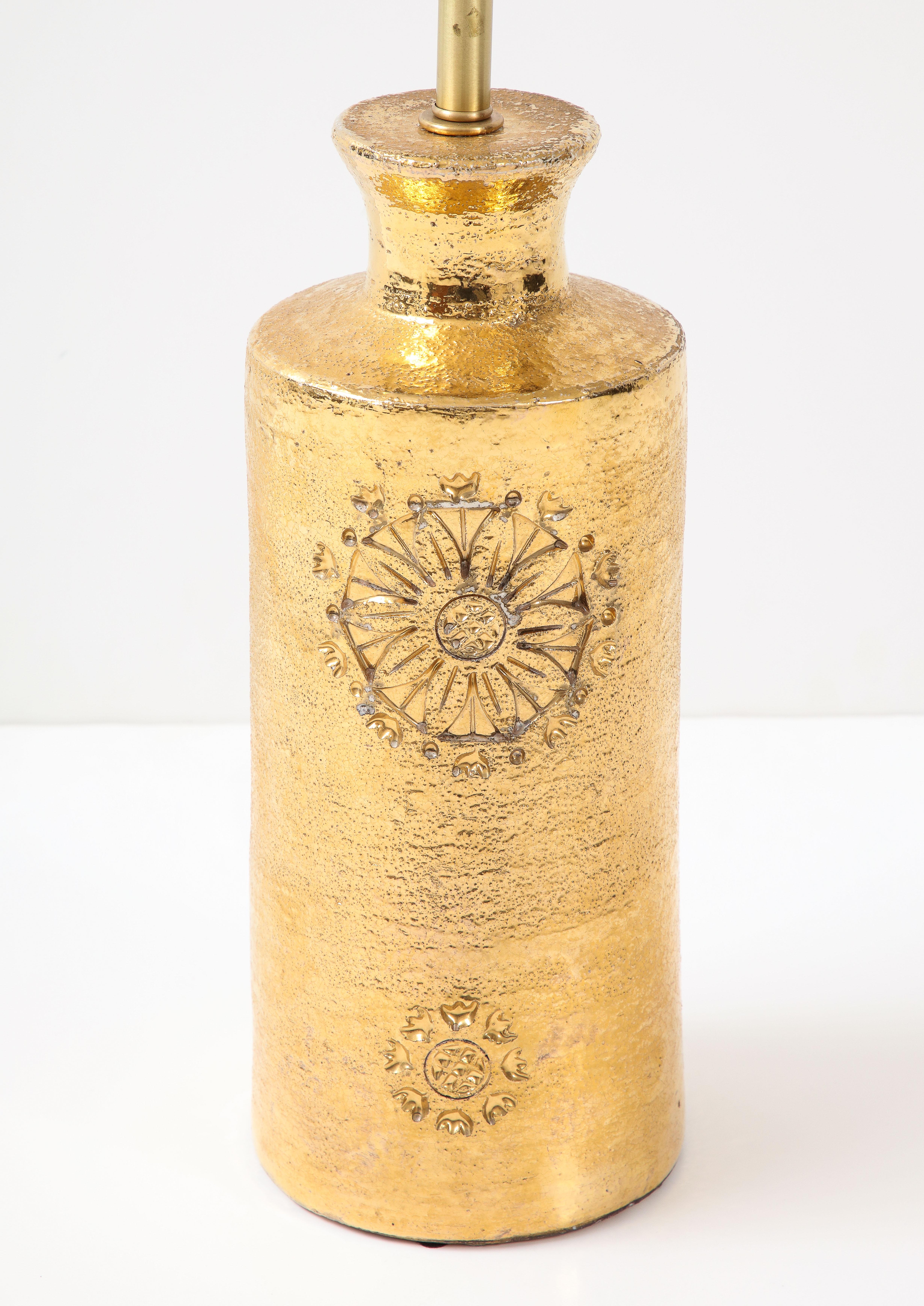 Lampe Bitossi en céramique émaillée dorée Bon état - En vente à New York, NY