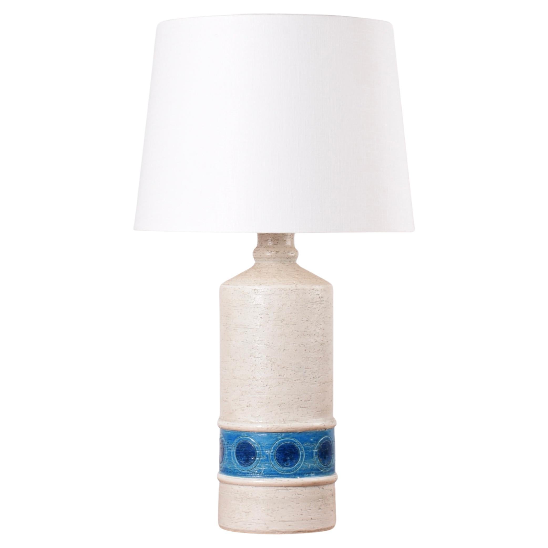 Bitossi Italy Tall Ceramic Table Lamp White and Turquoise Blue Circles 1960s en vente