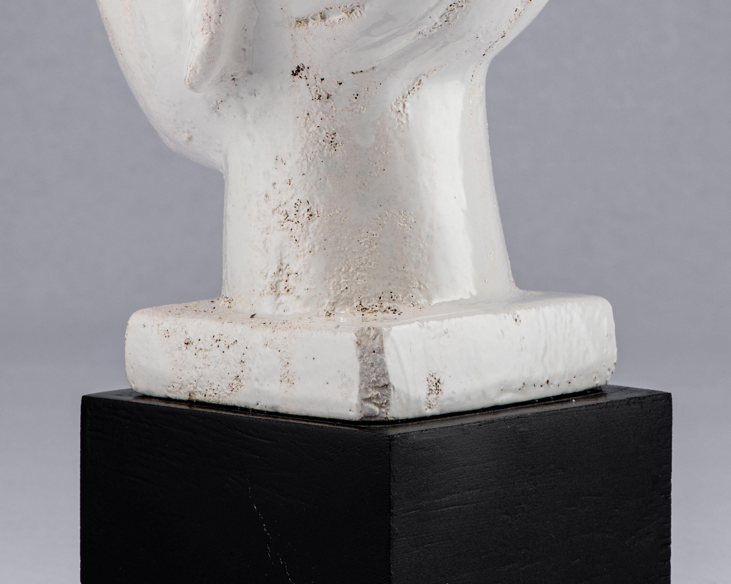 Bitossi Kwan Yin Buddha, Keramik, weiß, schwarz (Mitte des 20. Jahrhunderts) im Angebot