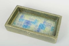 Bitossi. Grande ciotola rettangolare in gres con decorazione interna a mosaico.