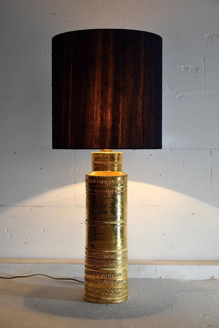 Mid-20th Century Bitossi Mid-Century Modern Gold Ceramic Table Lamp by Aldo Londi For Sale