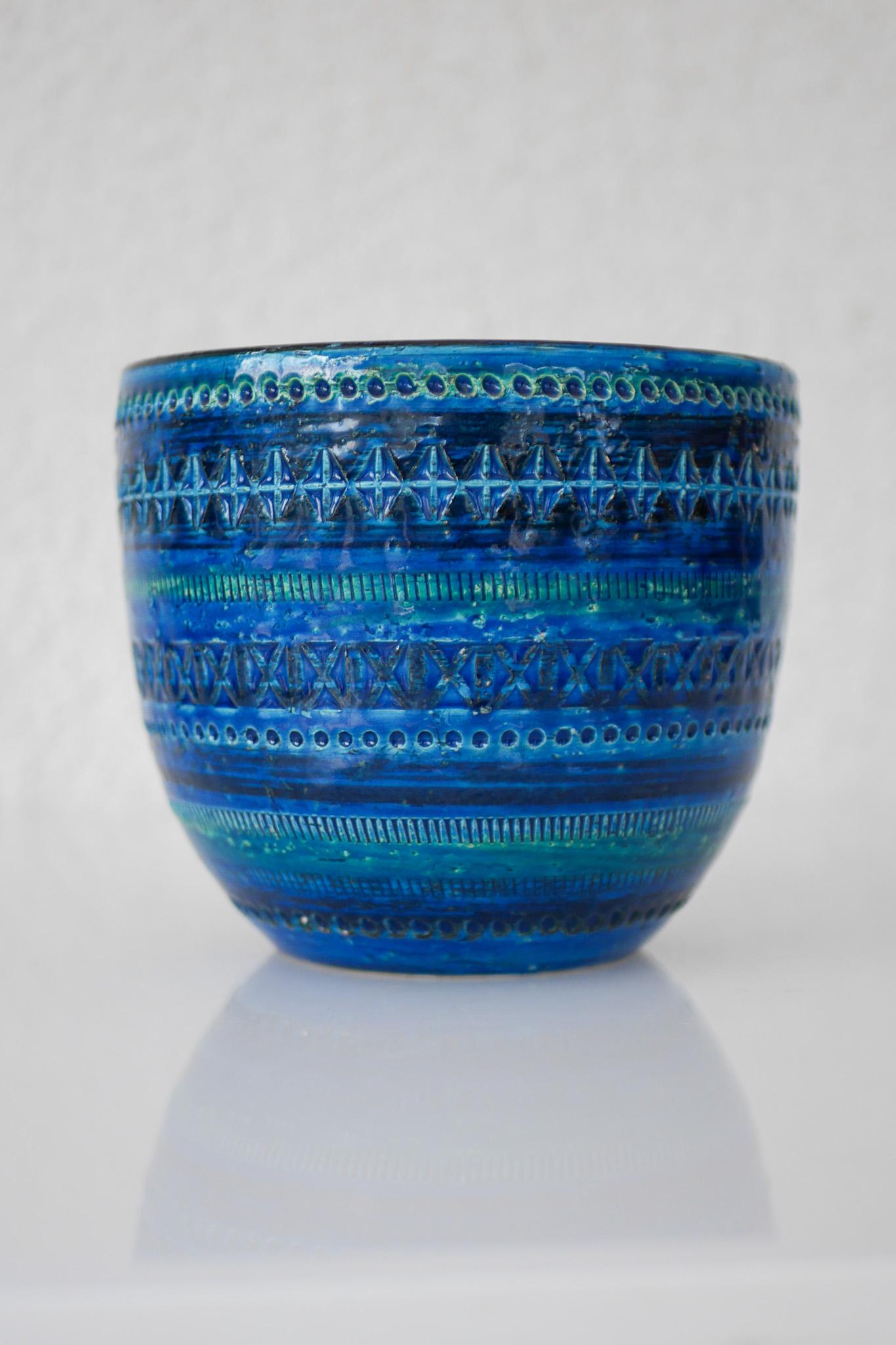 Bitossi pottery large bowl or flower pot, Rimini Blue, By Aldo Londi, Italy For Sale 1