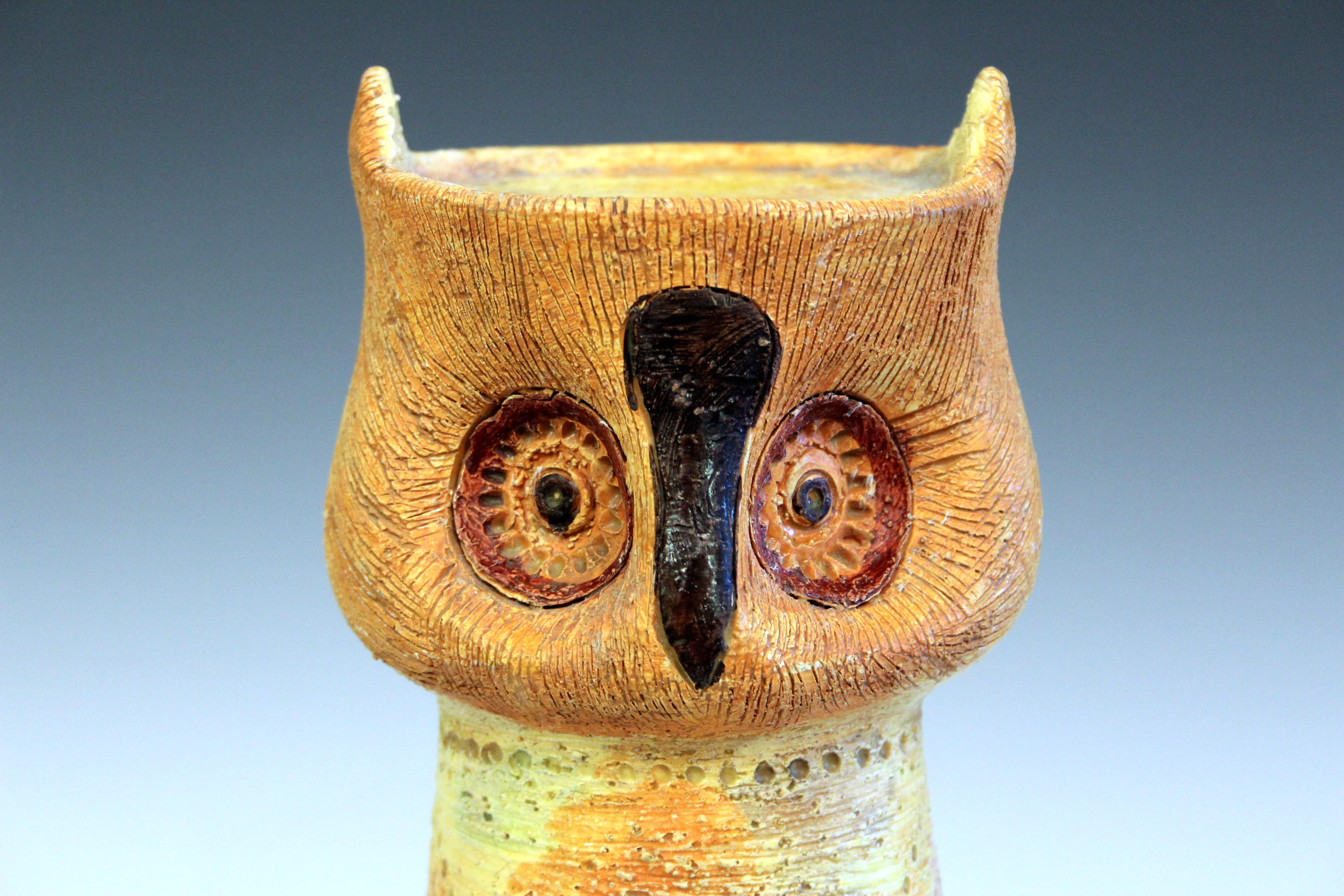 Bitossi Pottery Londi Rimini Yellow Owl Figure Candle Italian Raymor Ceramic In Good Condition In Wilton, CT