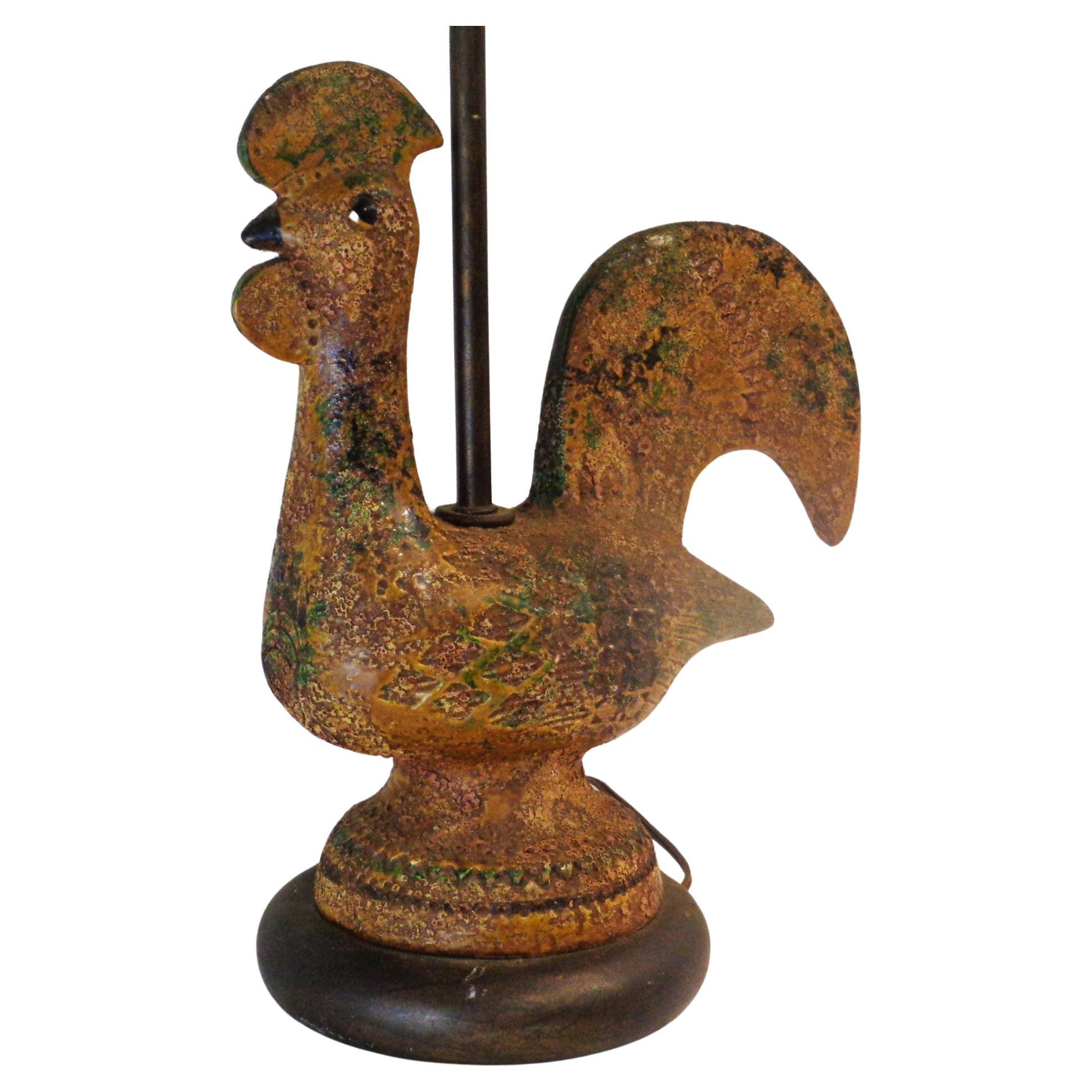 Bitossi pottery scavo glaze rooster lamp w/ beautifully textured tactile surface. Italy, circa 1950-1960. Ceramic rooster on original metal black base measures 13