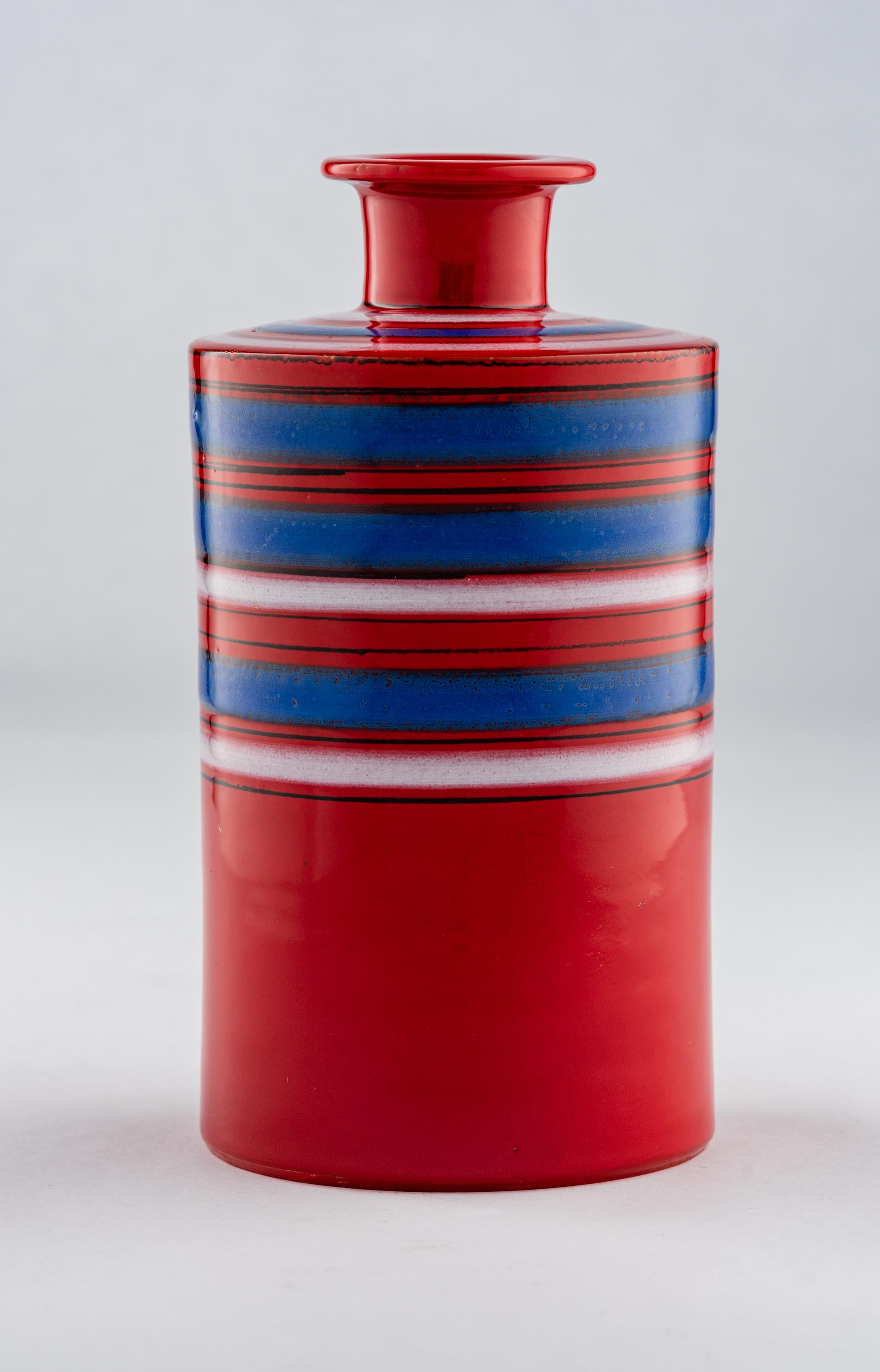 Mid-Century Modern Vase Bitossi Raymor en céramique avec rayures rouges, bleues et blanches, signé en vente
