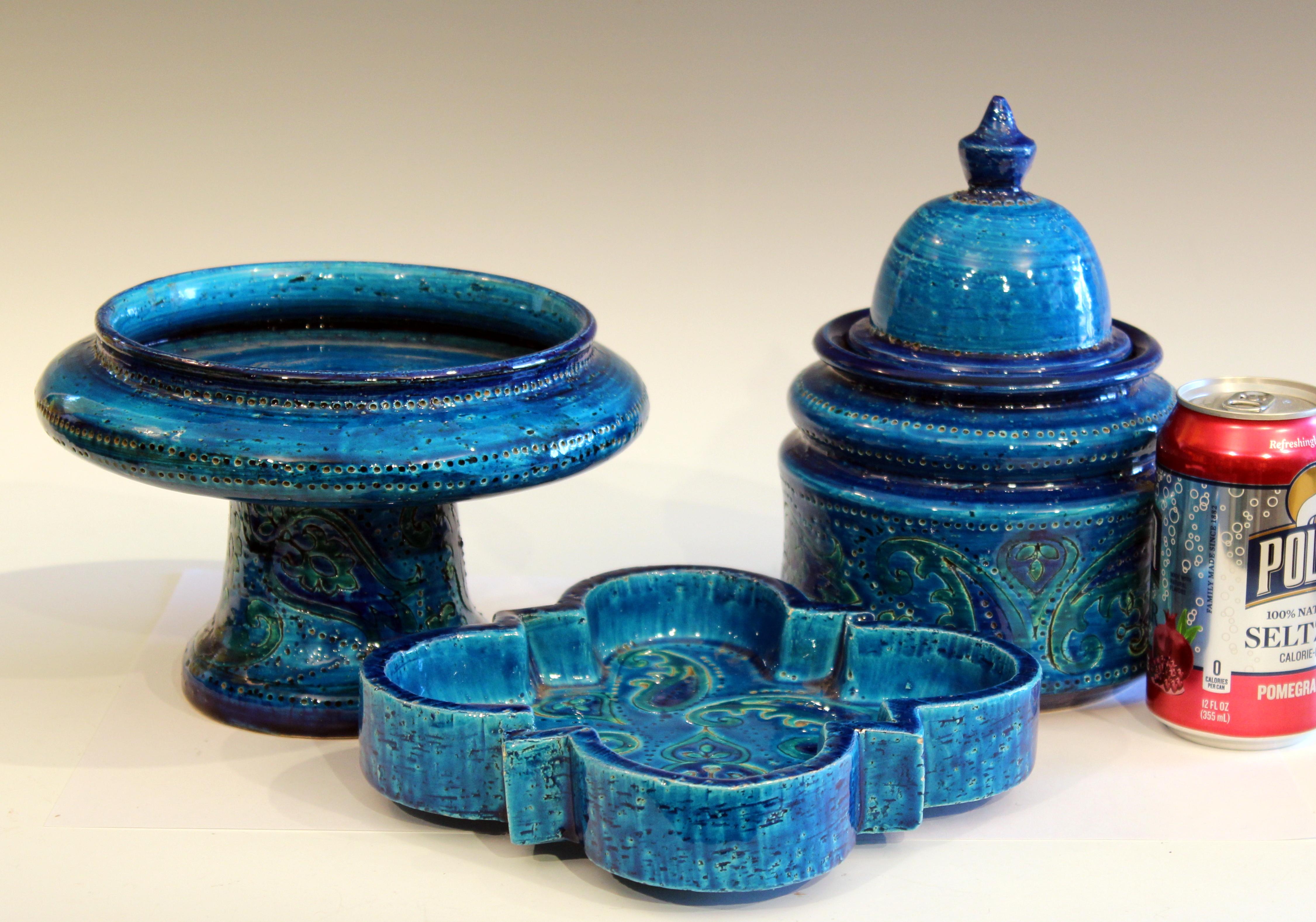 Set of three Bitossi pottery pieces in Rimini Blue Liberty decor, circa 1960's, for Rosenthal-Netter. Jar is 8