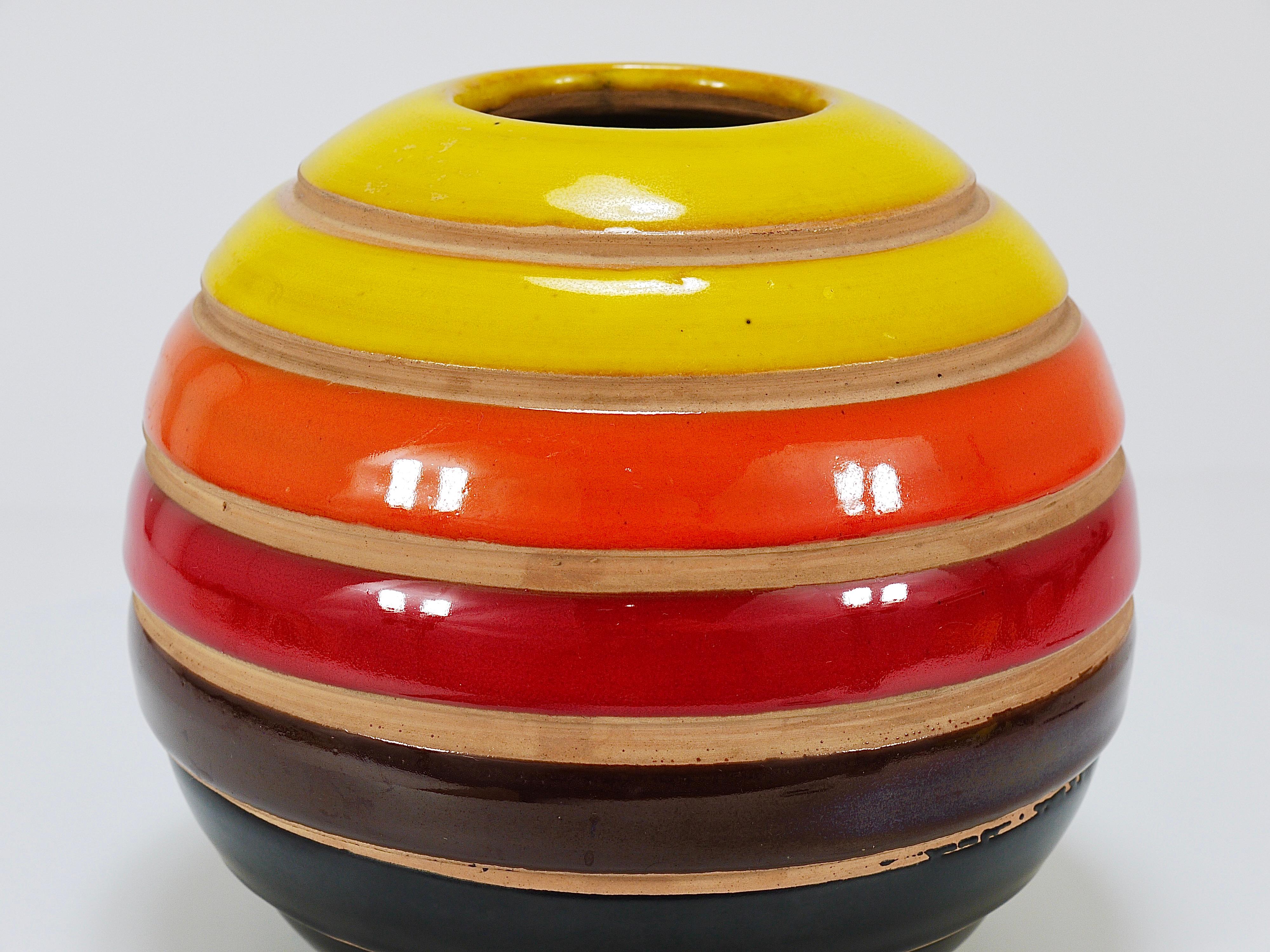 Gestreifte Mid-Century-Kugelvase aus Keramik von Aldo Londi Bitossi, Italien, 1960er Jahre im Angebot 11