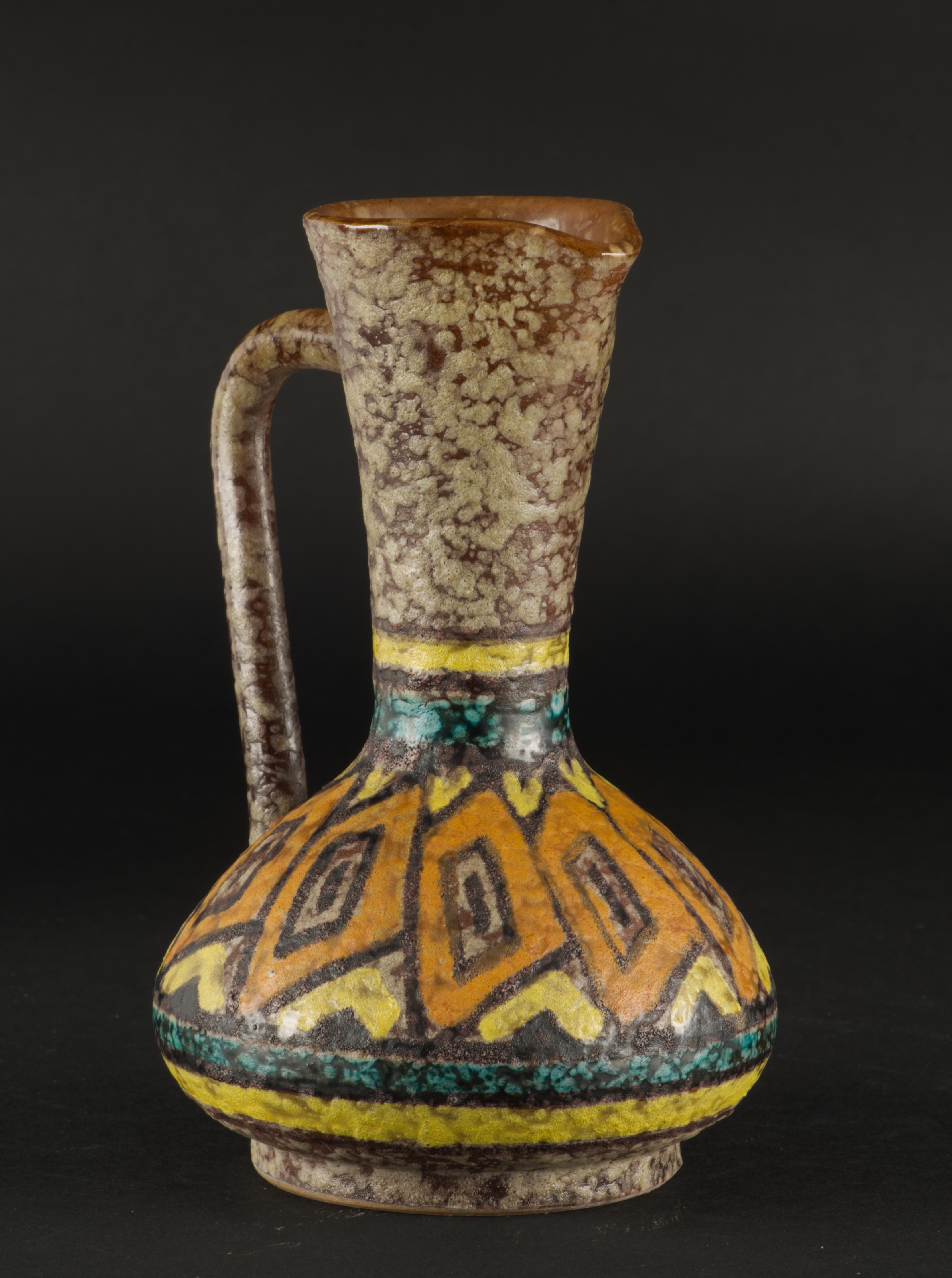 Mid-Century Modern Bitossi Studio Pottery Lava Glaze Vase Pitcher Italy 1960s For Sale
