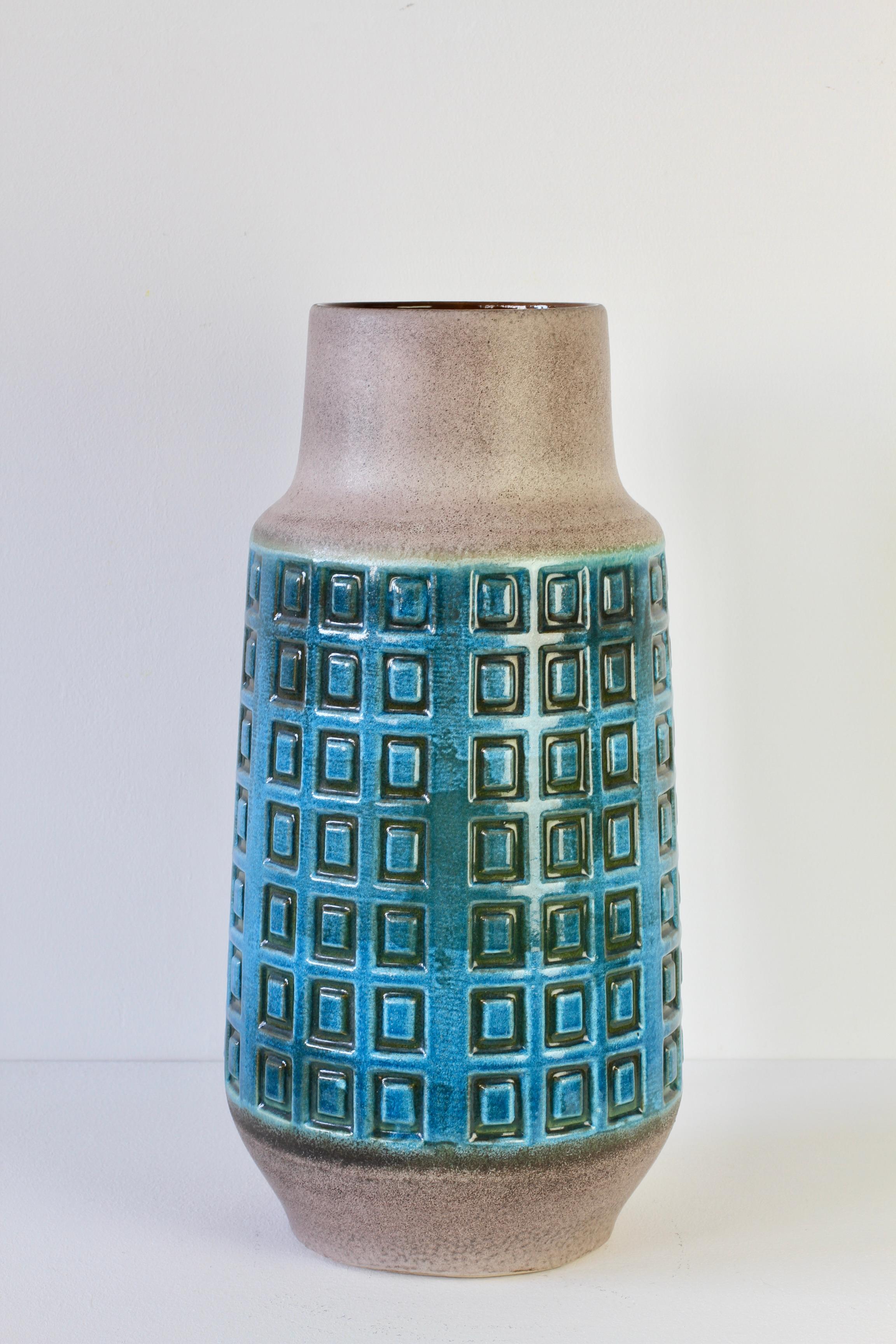 Vase de sol en poterie d'Allemagne de l'Ouest bleue du milieu du siècle de style Bitossi des années 1970 par Scheurich en vente 3