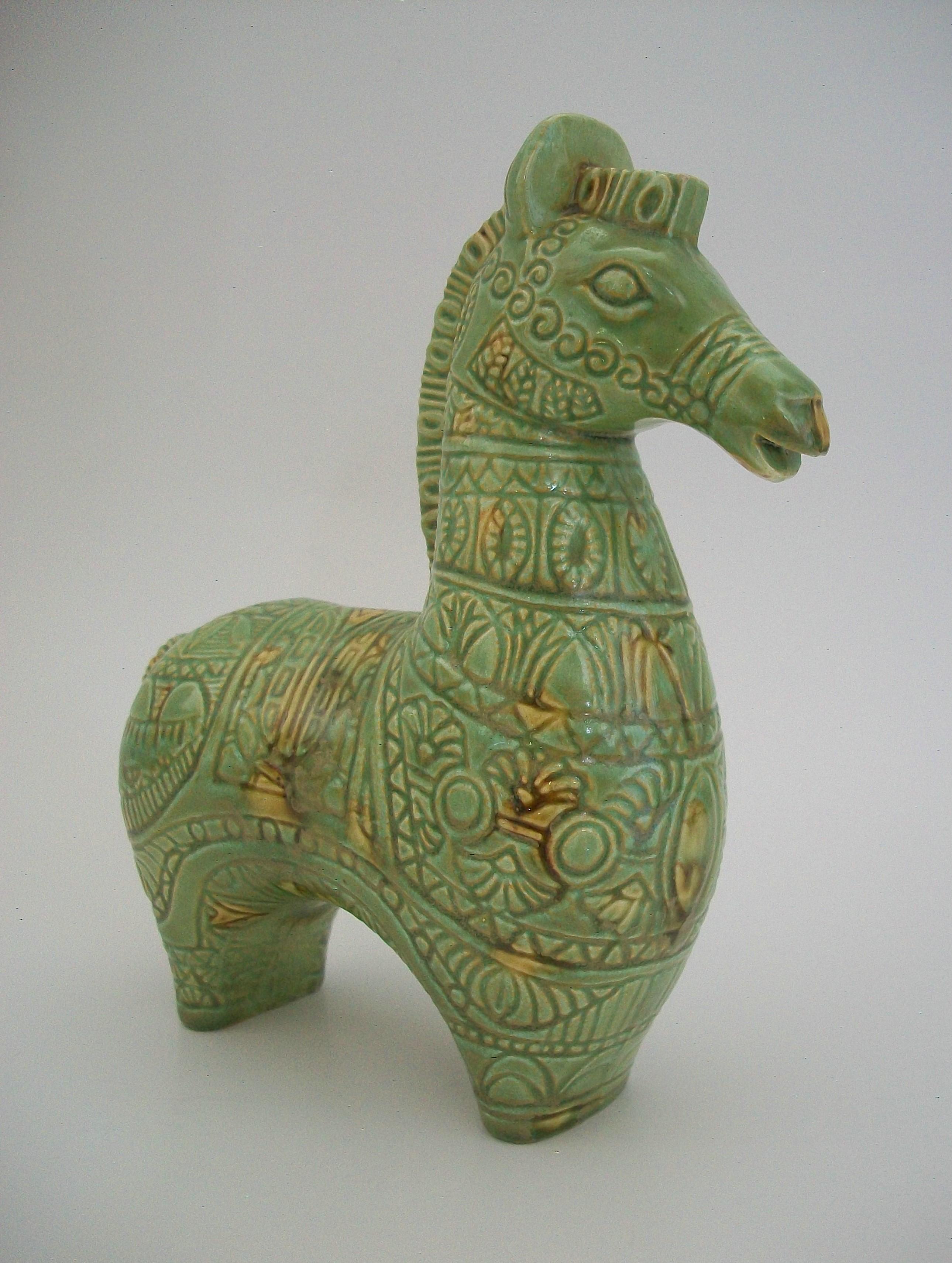 Canadian Bitossi Style Glazed Ceramic Trojan Horse - Canada - Mid 20th Century