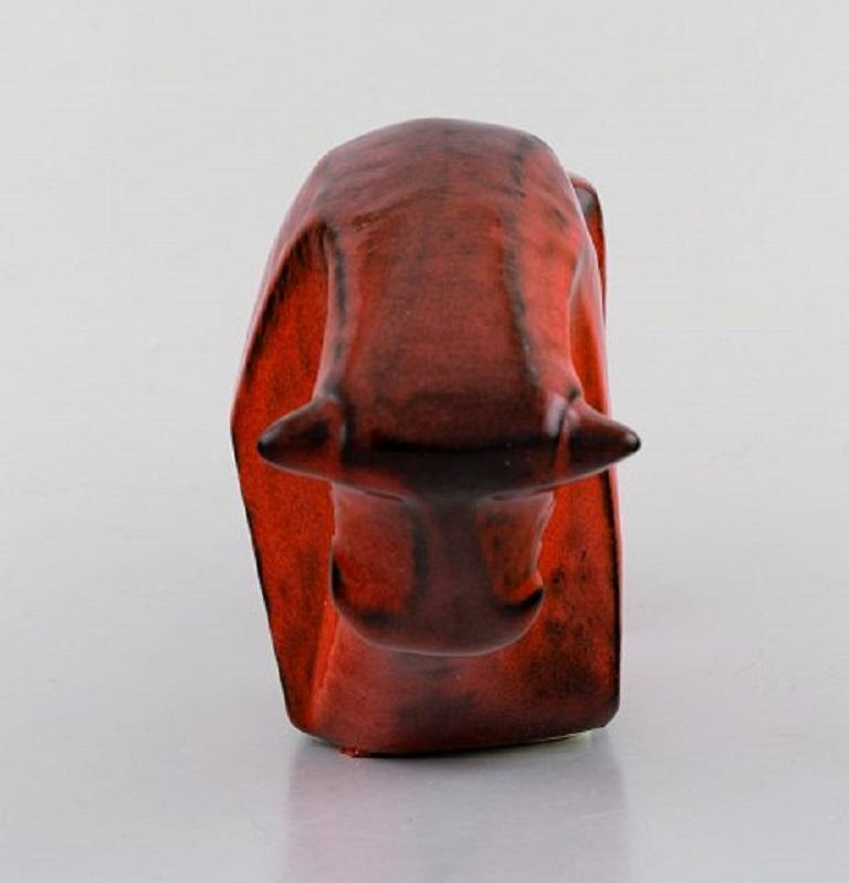 Bitossi style. Red bull in glazed ceramics, 1960s.
In very good condition.
Measures: 24.5 x 13.5 cm.