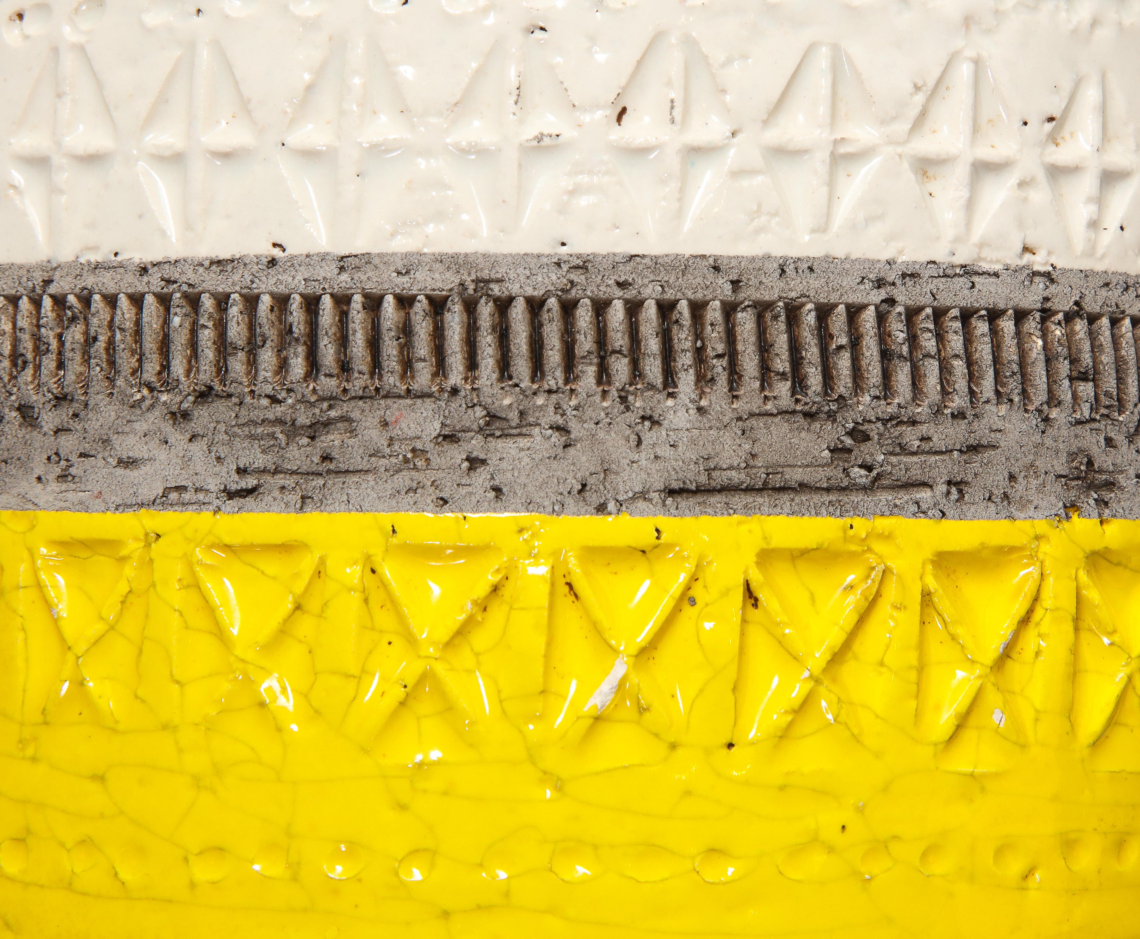 Bitossi Vase, Ceramic, Yellow and White, Geometric In Good Condition In New York, NY
