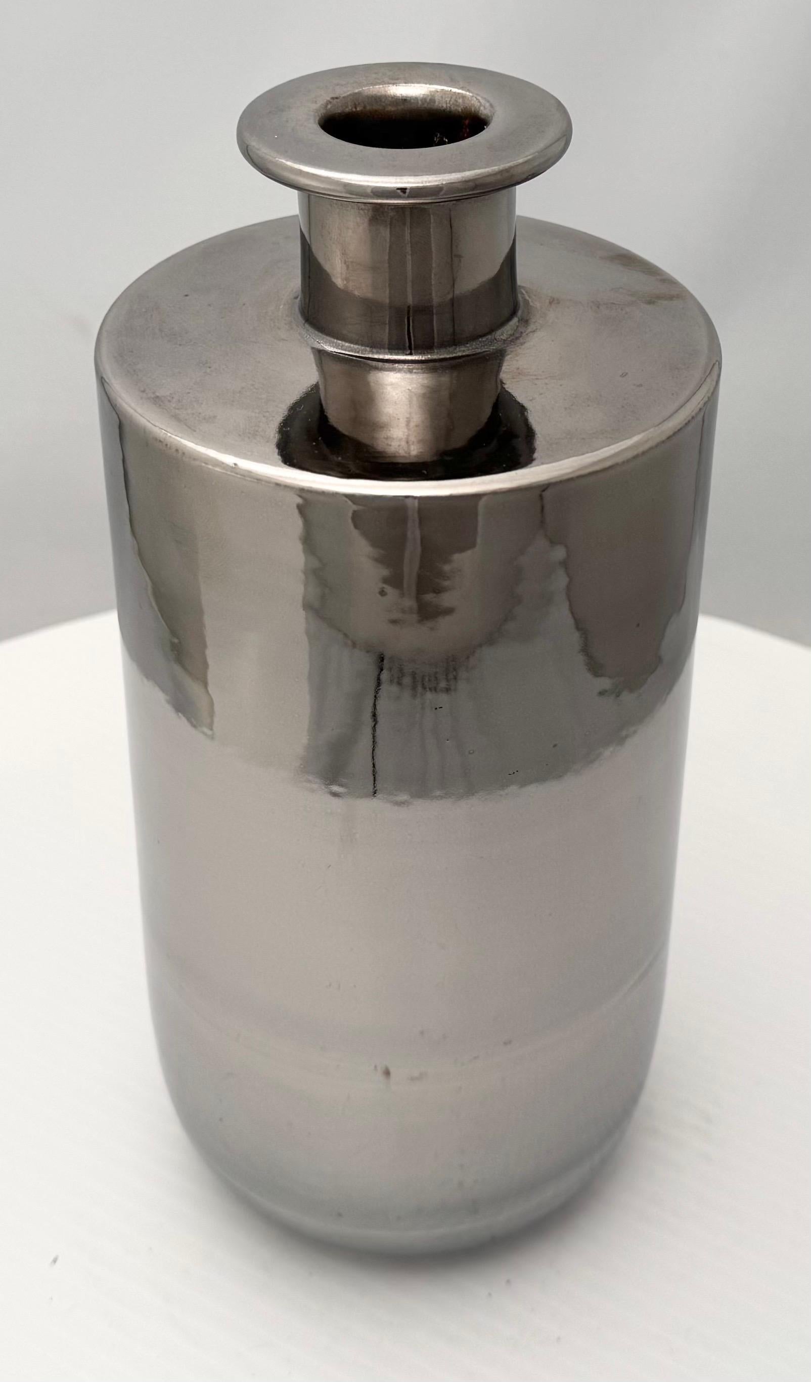 italien Vase Bitossi : A Silver Silver Chrome Métallique en vente