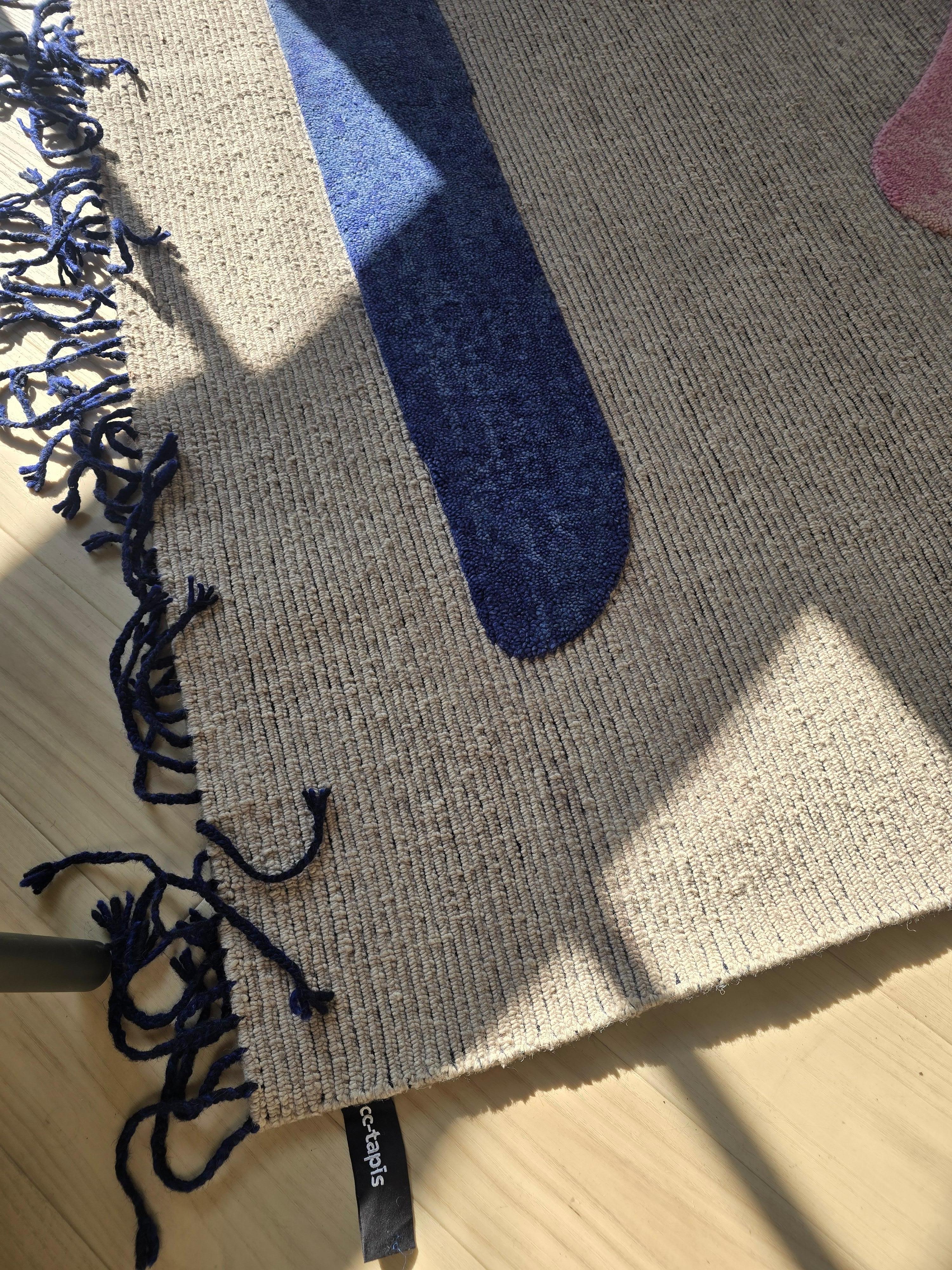 Bits in Space di Faye Toogood da cc-tapis in vendita 2