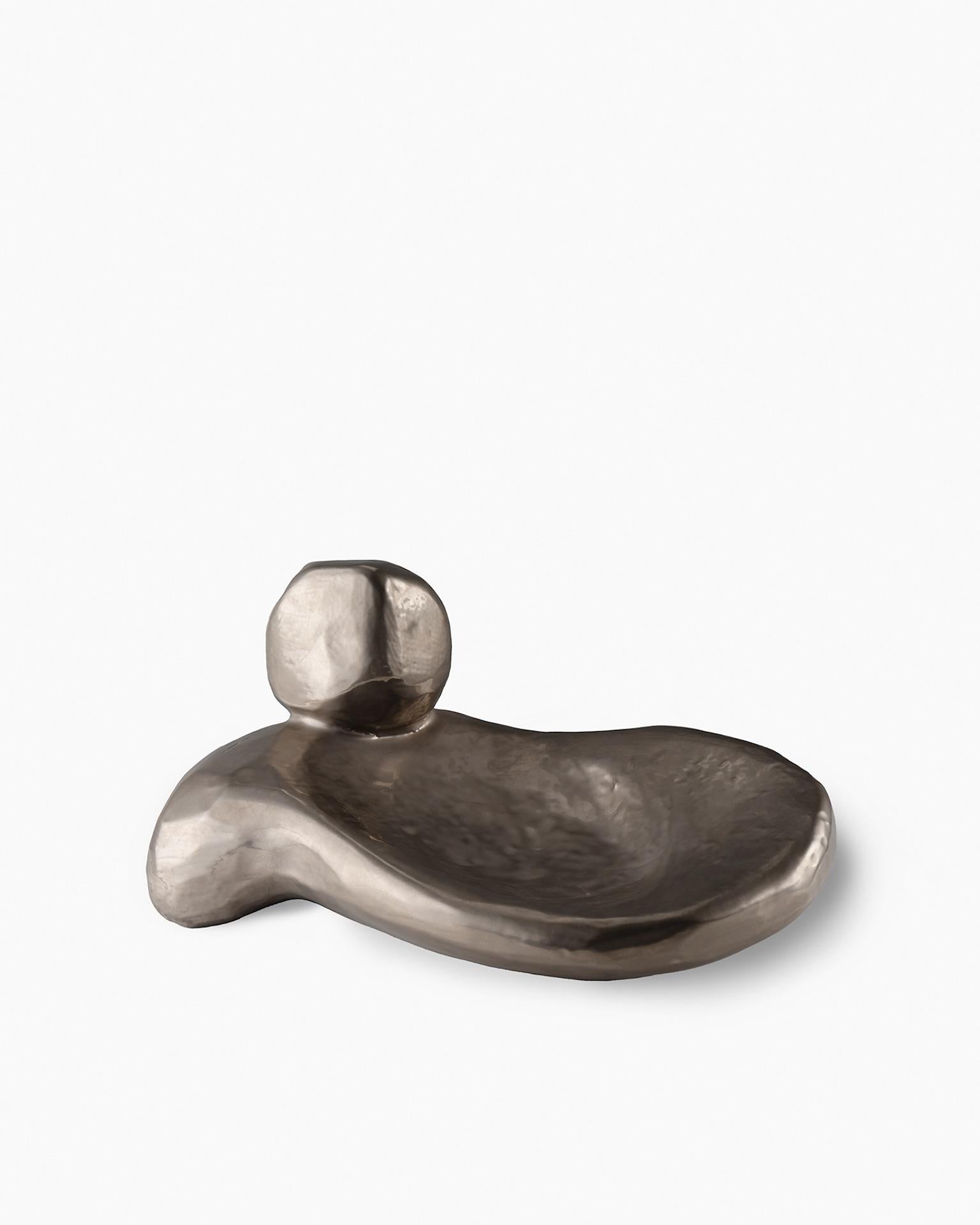 Bittosi Ceramic Uncovered Sculpture by Faye Toogood In New Condition For Sale In New York, NY