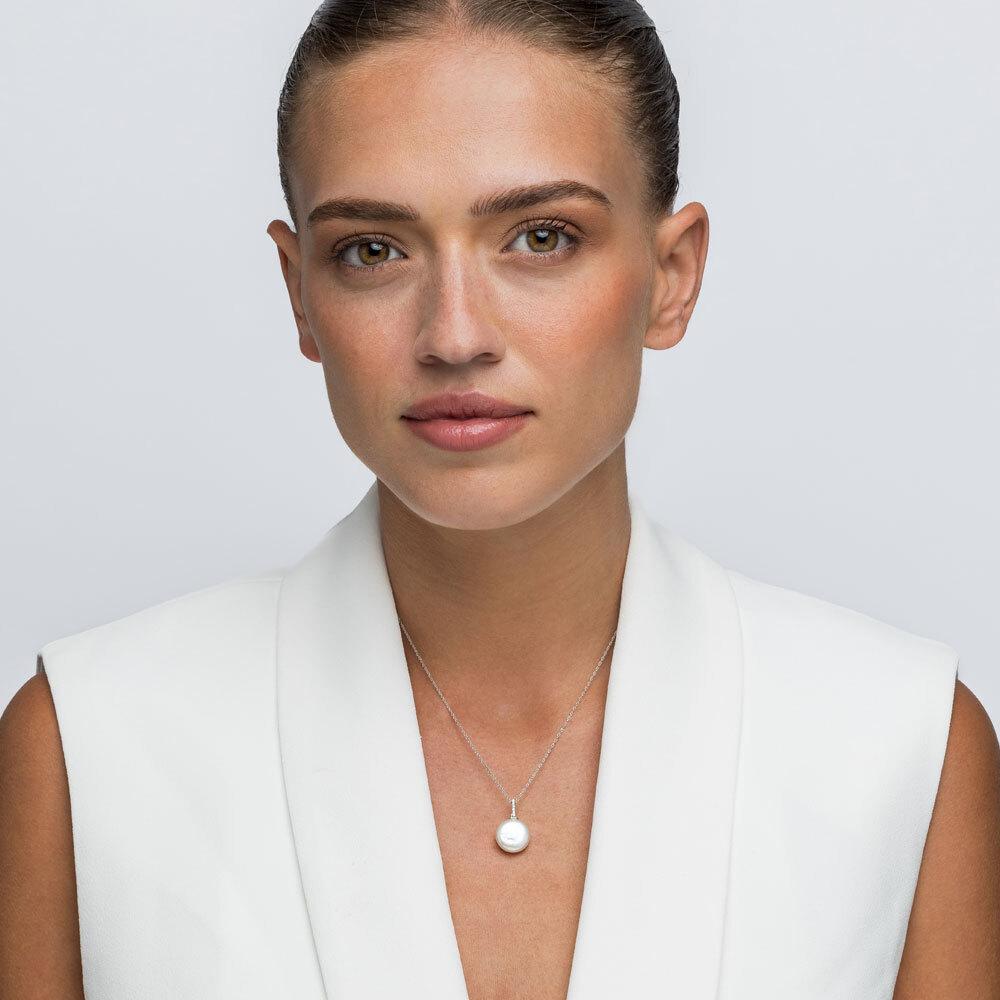 Brilliant Cut Yvel Biwa Freshwater Coin Pearl and Diamond Necklace in 18K White Gold For Sale