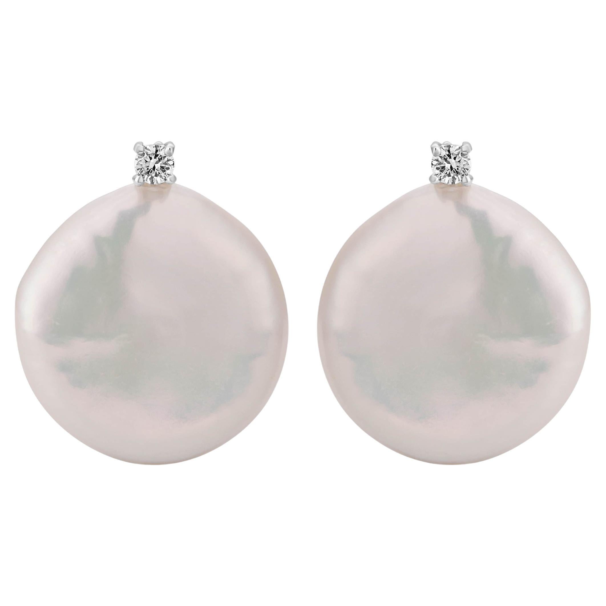 Perla Biwa Keshi y 0,06 ct. Pendientes de diamantes en oro blanco de 18 quilates