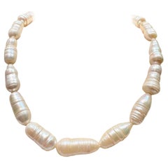 Biwa Pearl with Silver Clasp