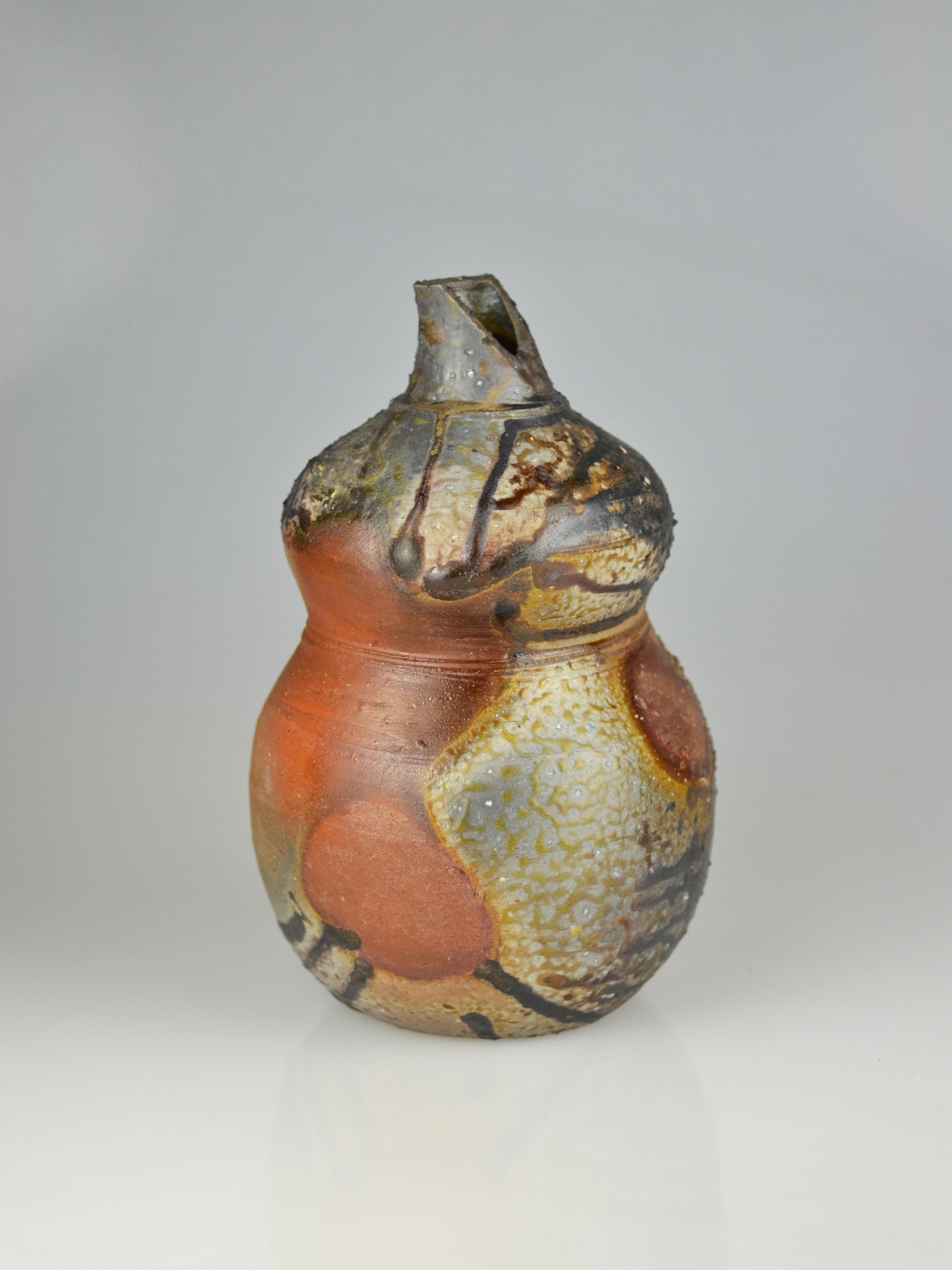 Japanese Bizen Flower Vase in Shape of a Gourd by Fujiwara Kazu For Sale