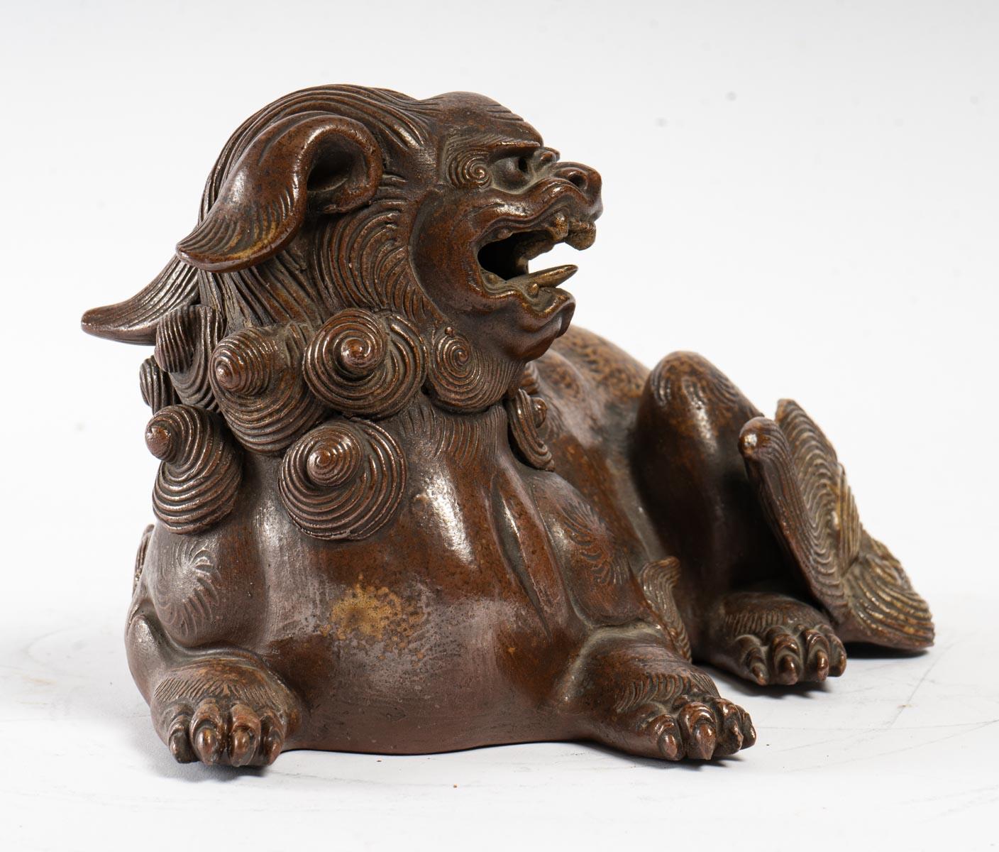 Bizen Pottery Shishi, Japan, 19th Century In Good Condition In Saint-Ouen, FR