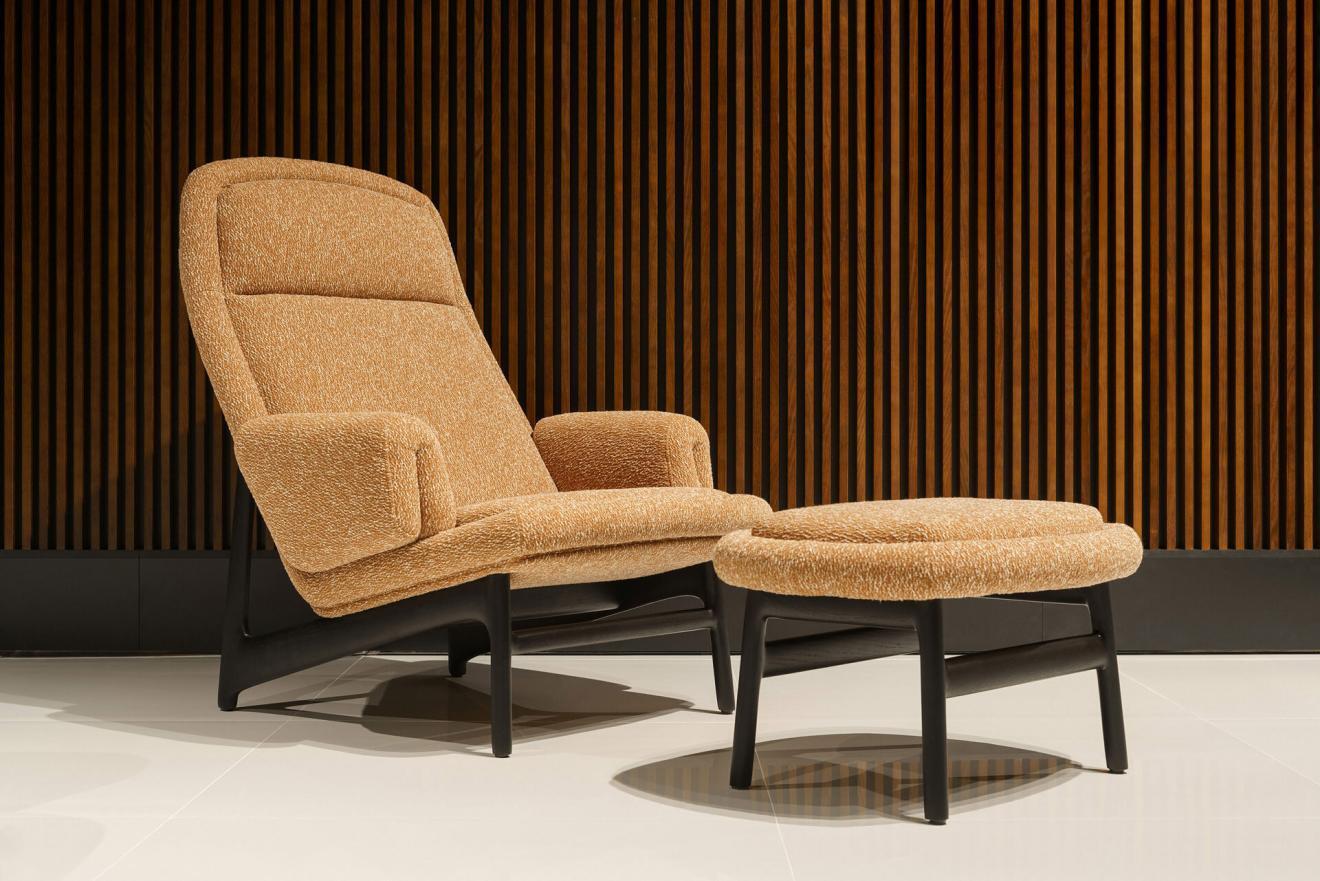 Tissu BIZZARTO LOOP chair with oak frame en vente