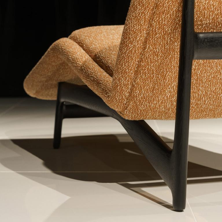 BIZZARTO LOOP chair with oak frame en vente 2