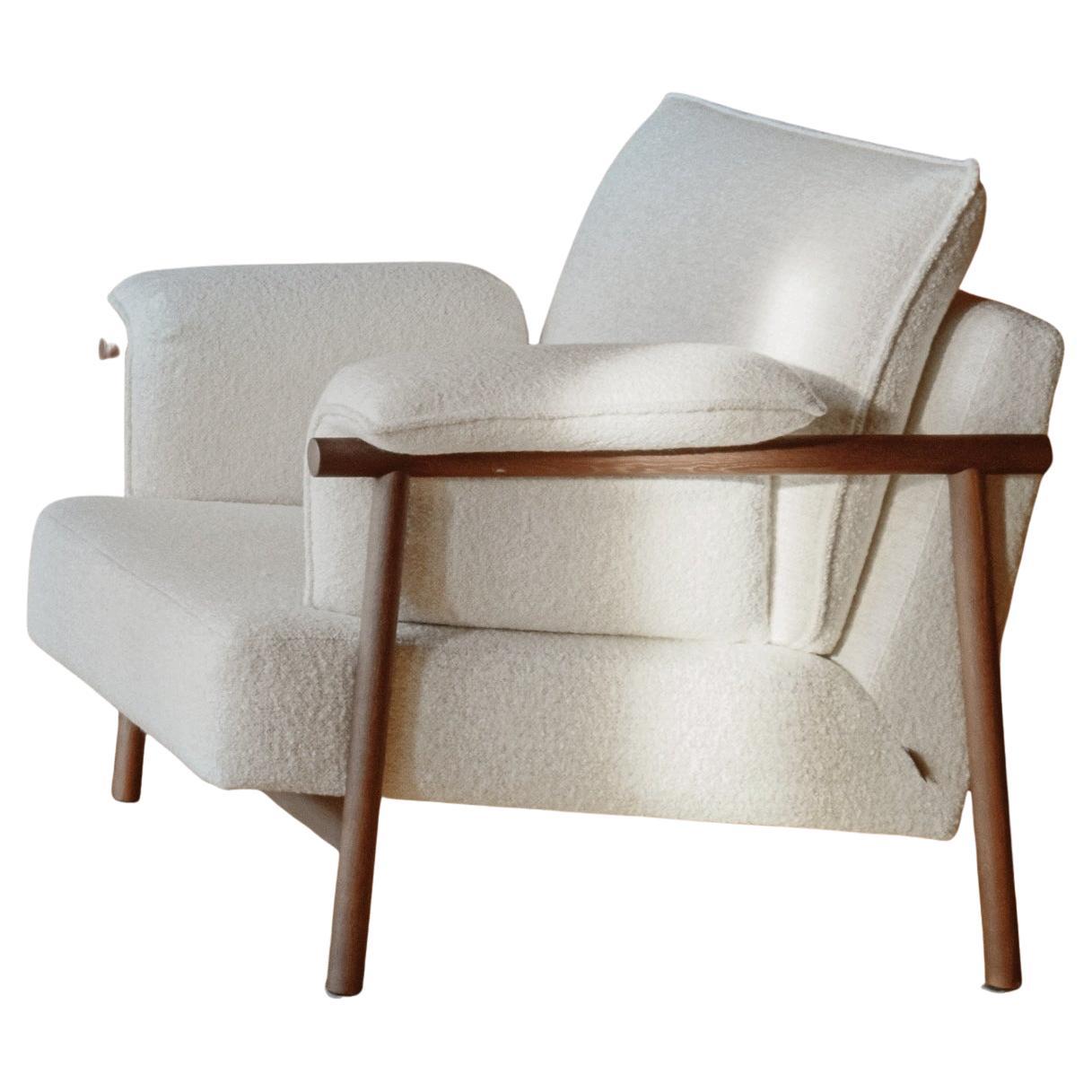BIZZARTO TORII chair with oak frame