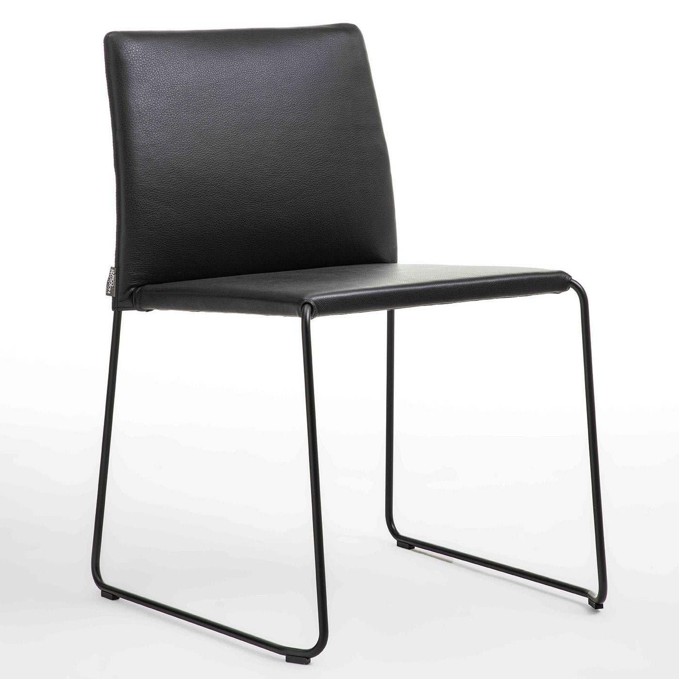 Bizzy Schwarzer Lederstuhl im Angebot 1