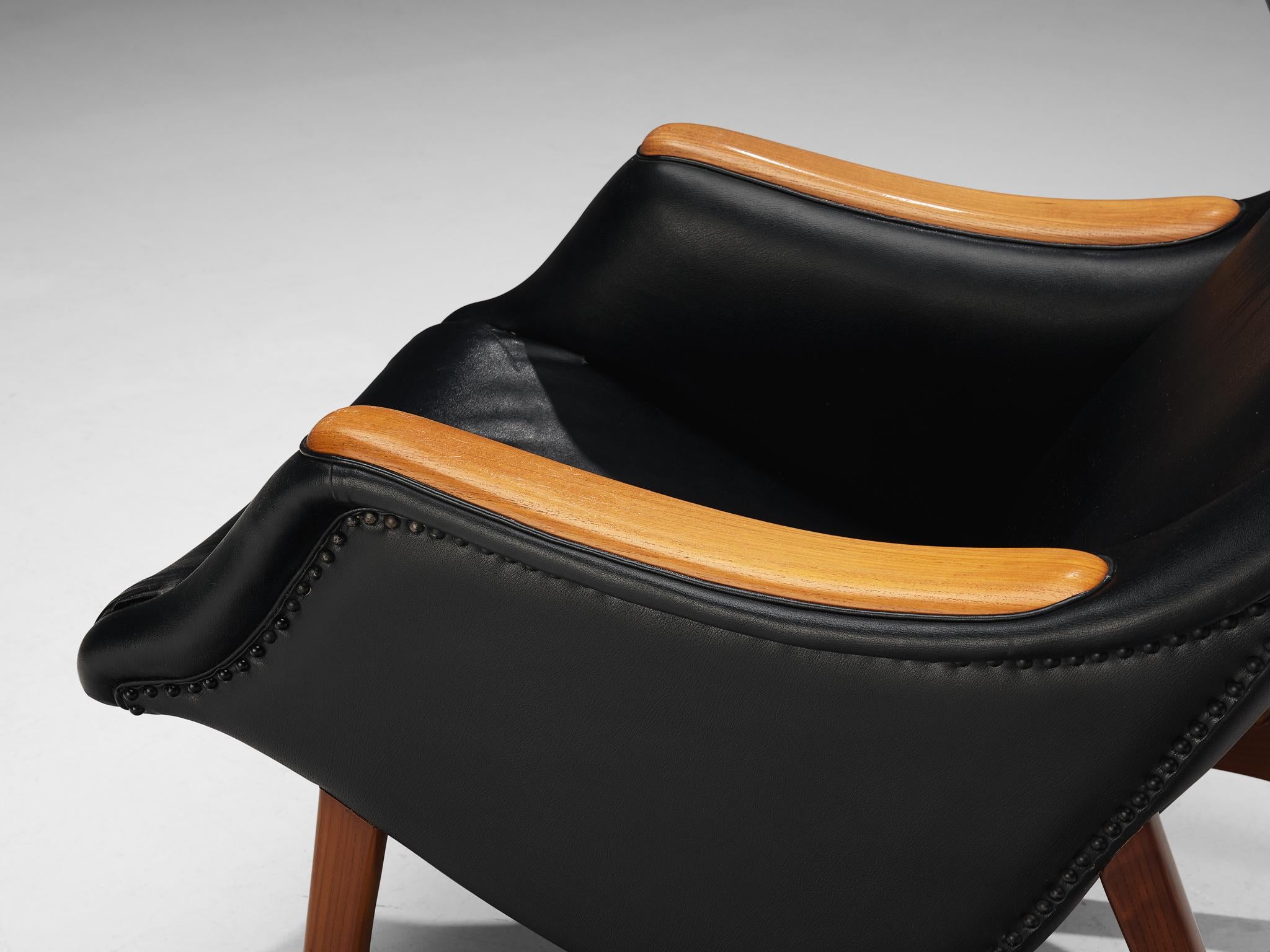 Scandinavian Modern B.J. Hansen Lounge Chair in Teak and Black Upholstery  For Sale
