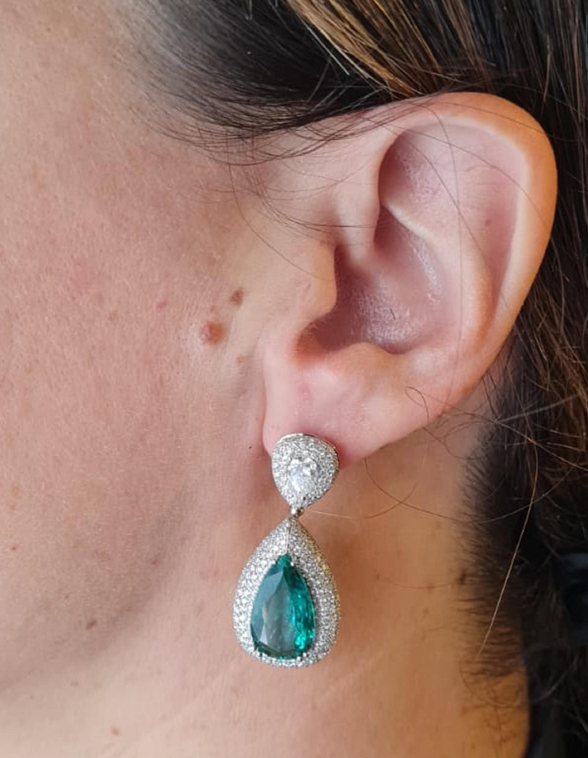 IGI and GIA Certified 19 Carat Pear Cut Green Emerald Diamond Earrings
